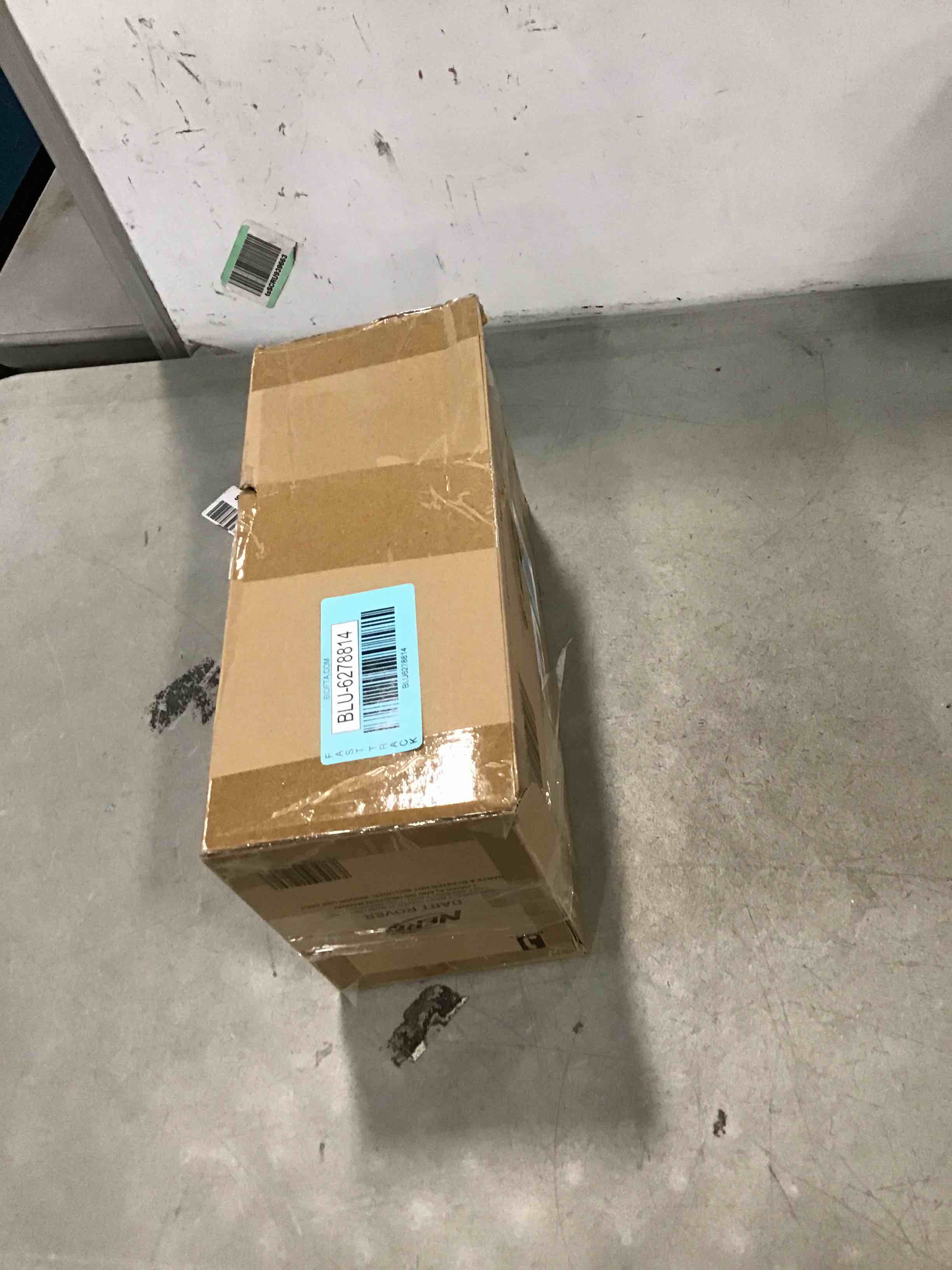 https://s3.amazonaws.com/lotting-images-prod/bidfta/BLU6278814_1713366403009.jpeg
