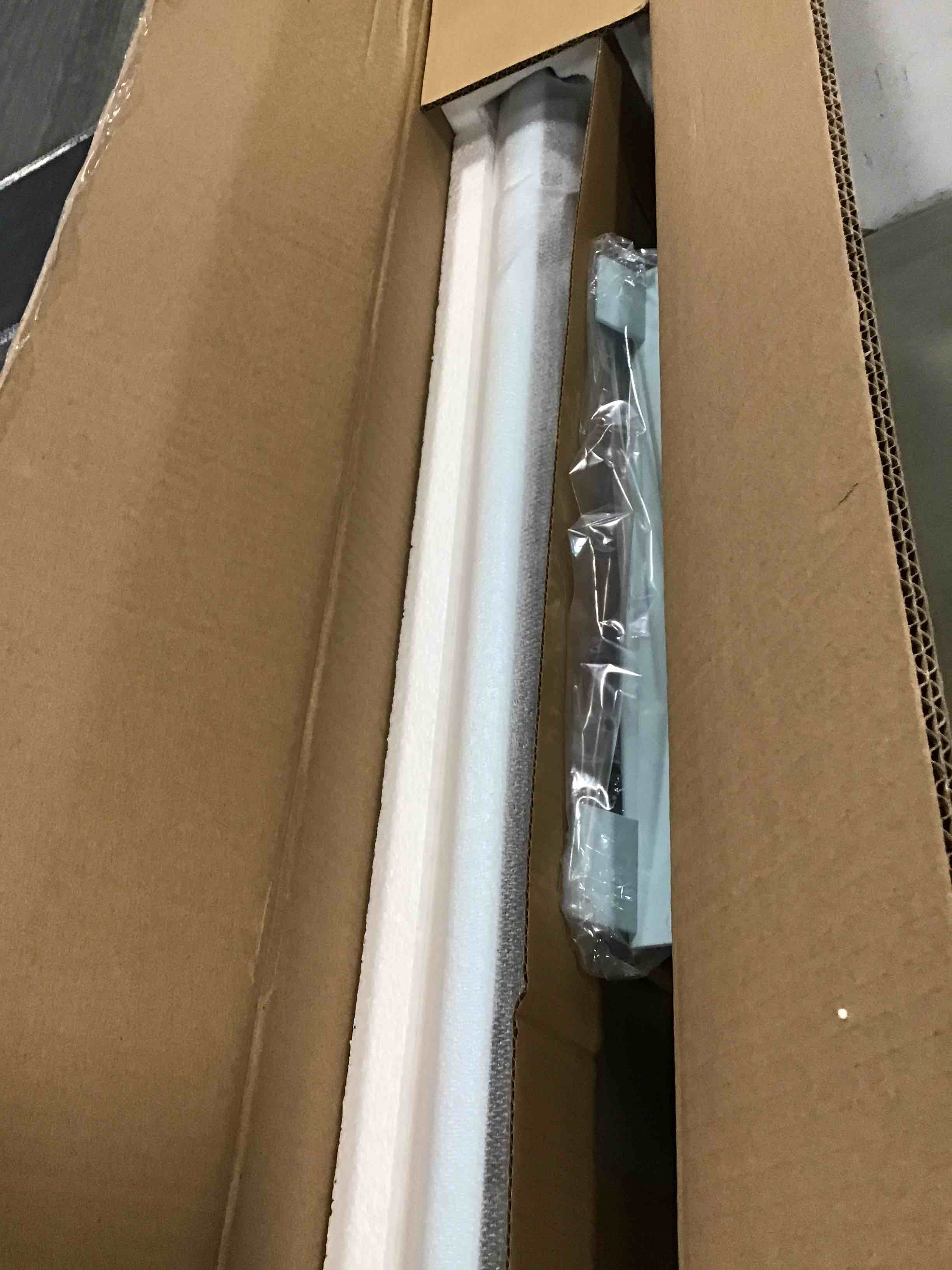 https://s3.amazonaws.com/lotting-images-prod/bidfta/BLU6278824_1713367718652.jpeg