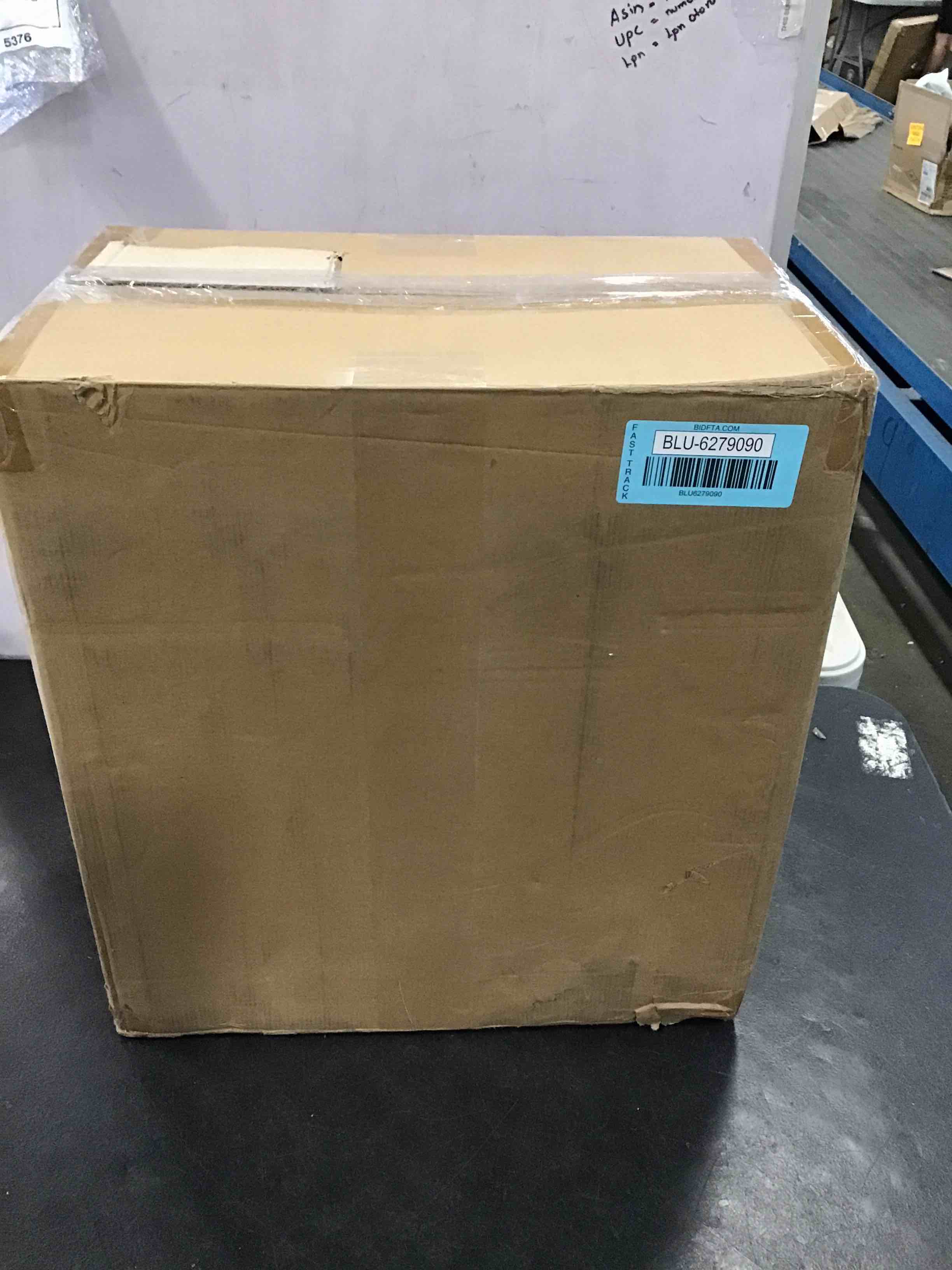 https://s3.amazonaws.com/lotting-images-prod/bidfta/BLU6279090_1713450980631.jpeg