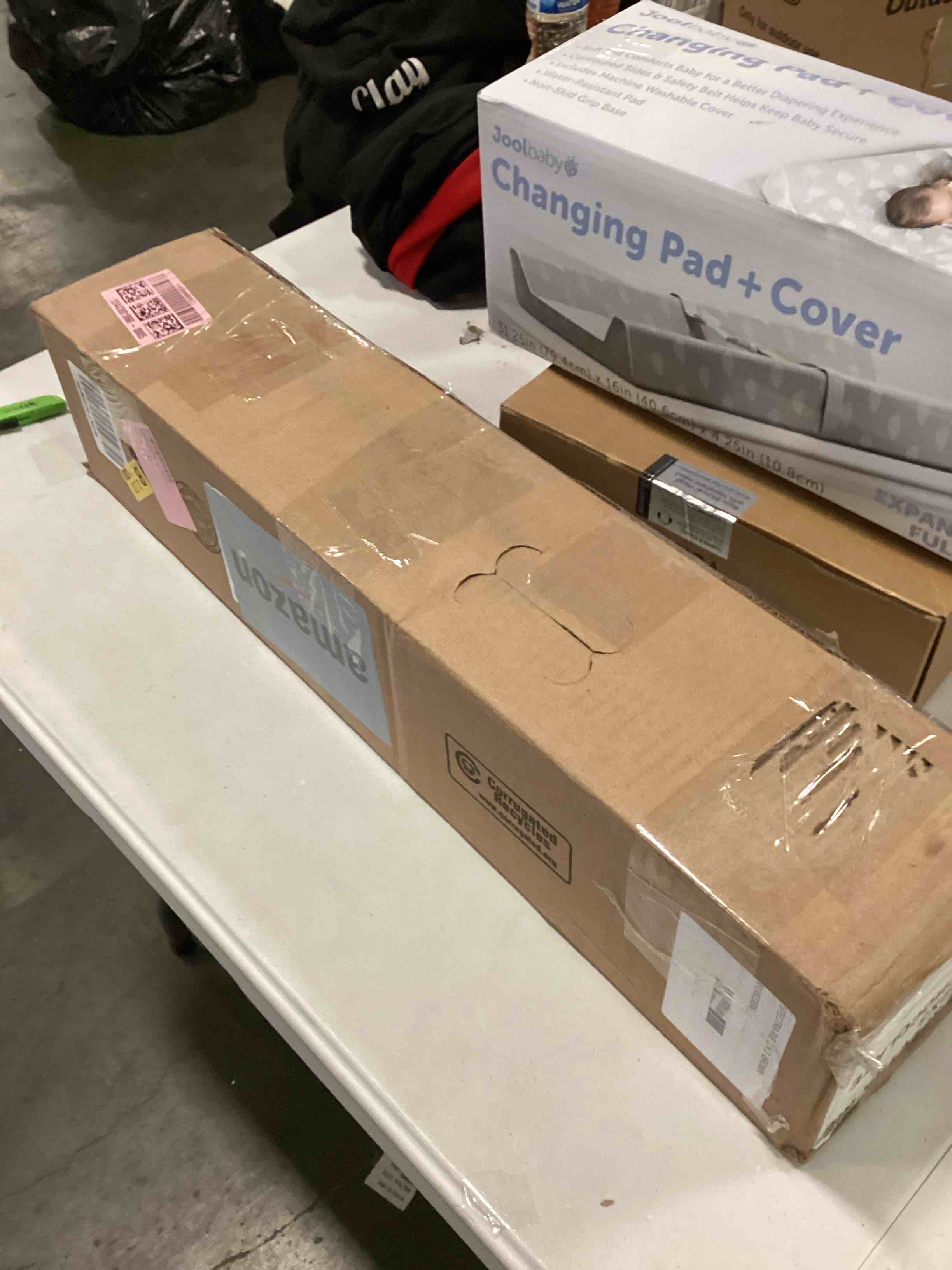 https://s3.amazonaws.com/lotting-images-prod/bidfta/BLU6280109_1713545190987.jpeg