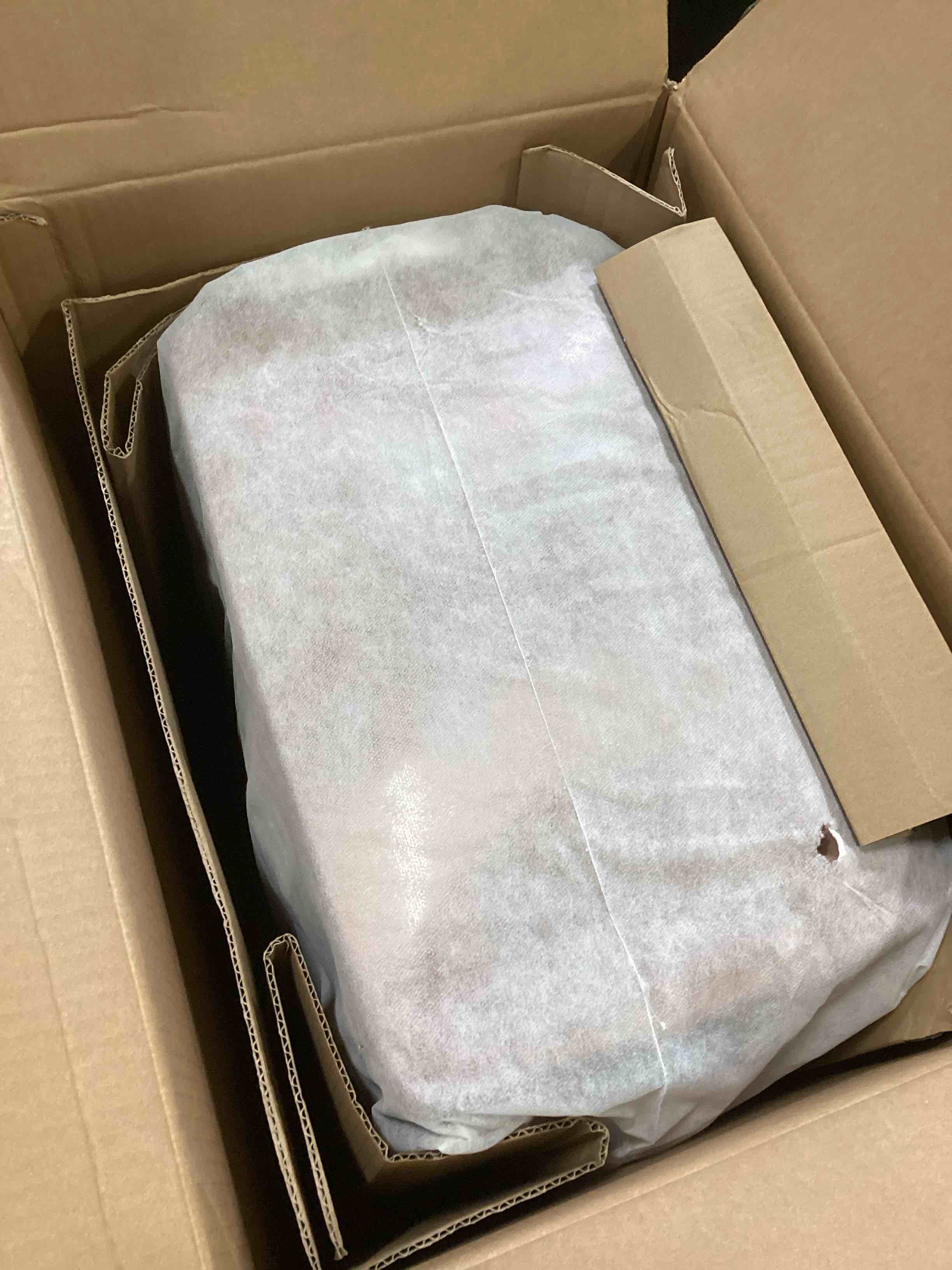 https://s3.amazonaws.com/lotting-images-prod/bidfta/BLU6281125_1713812551040.jpeg