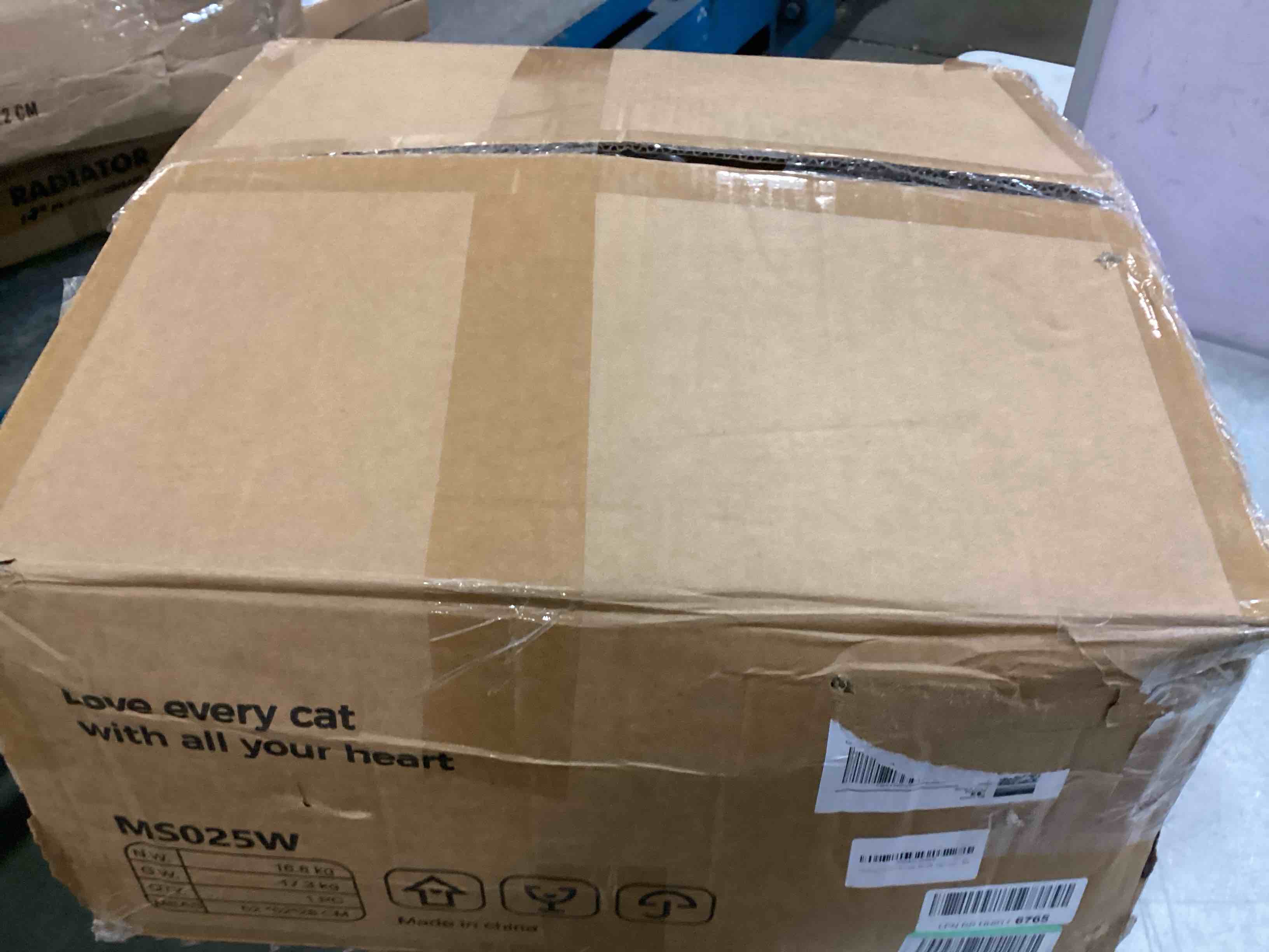 https://s3.amazonaws.com/lotting-images-prod/bidfta/BLU6281876_1714311611366.jpeg