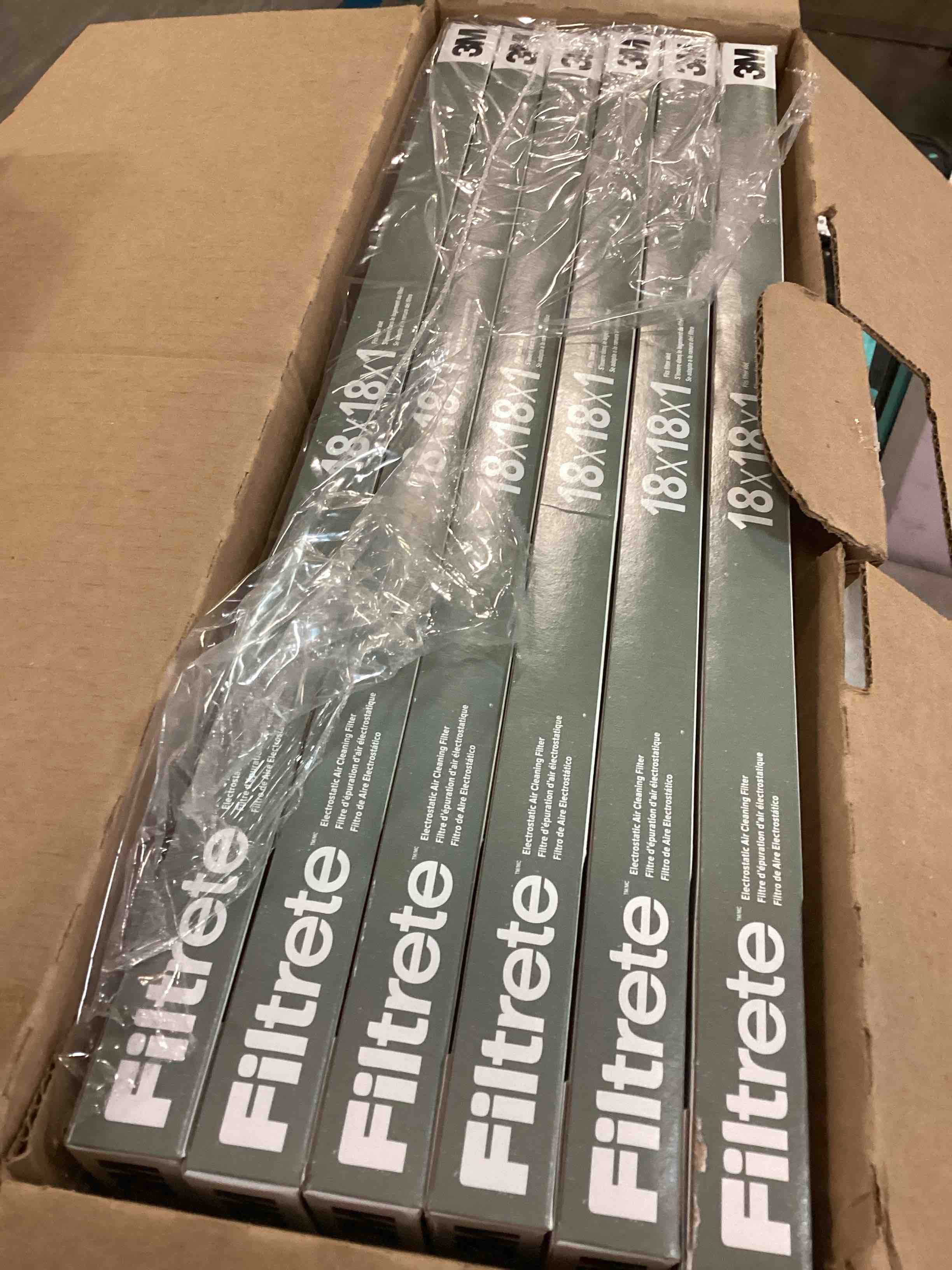 https://s3.amazonaws.com/lotting-images-prod/bidfta/BLU6281924_1714322959733.jpeg