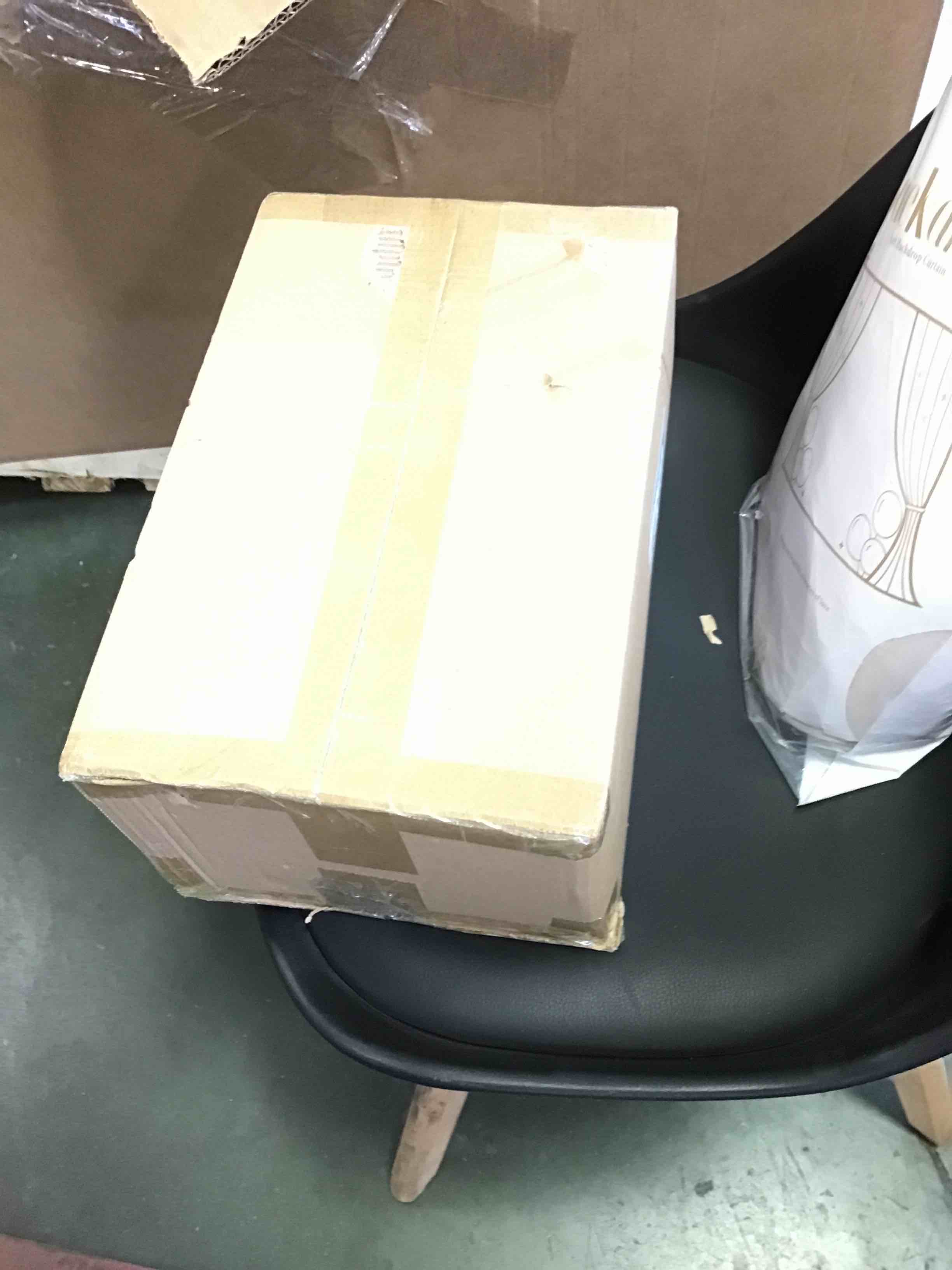 https://s3.amazonaws.com/lotting-images-prod/bidfta/BLU6282586_1712429934998.jpeg