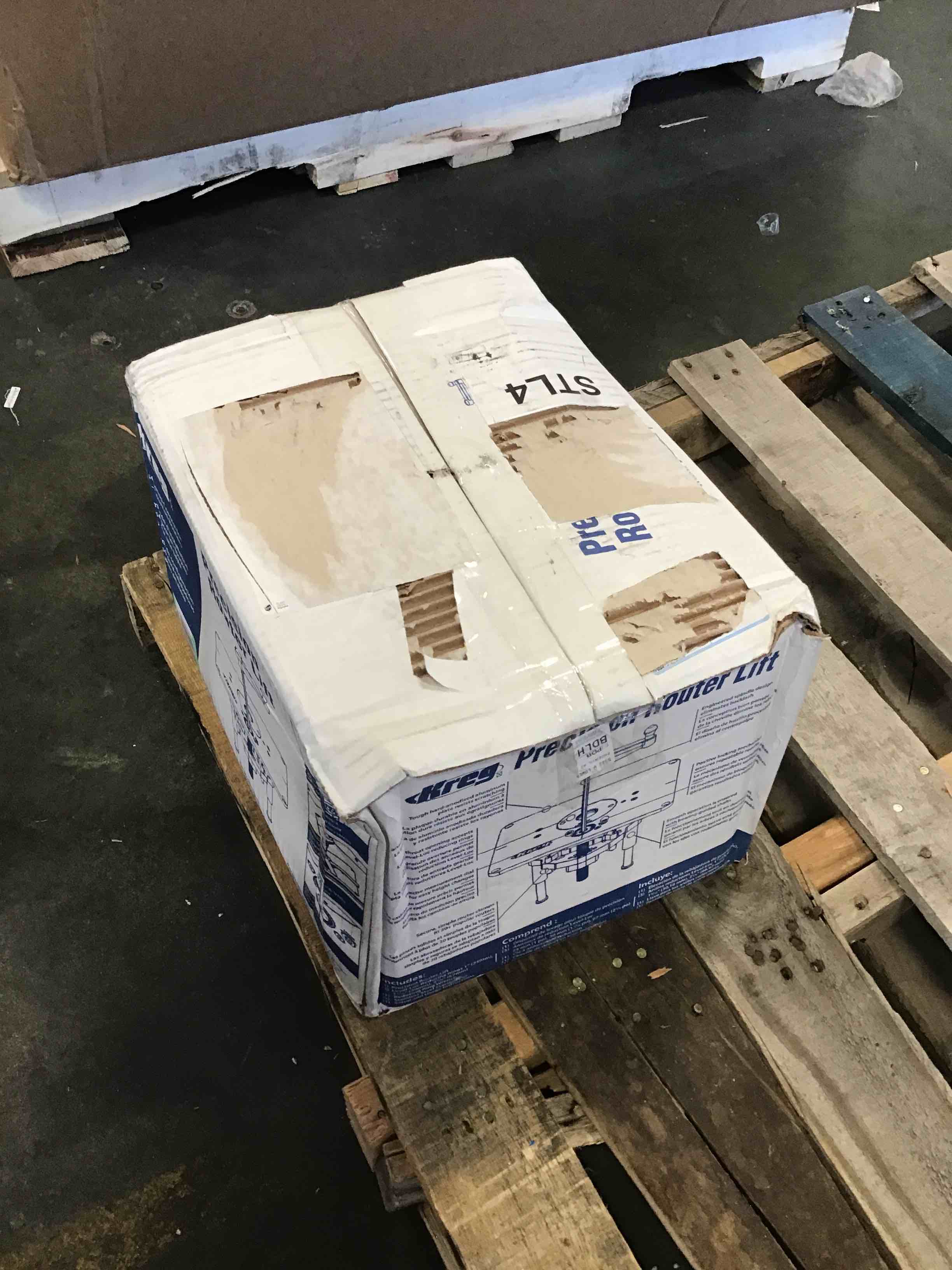 https://s3.amazonaws.com/lotting-images-prod/bidfta/BLU6283548_1713185984035.jpeg
