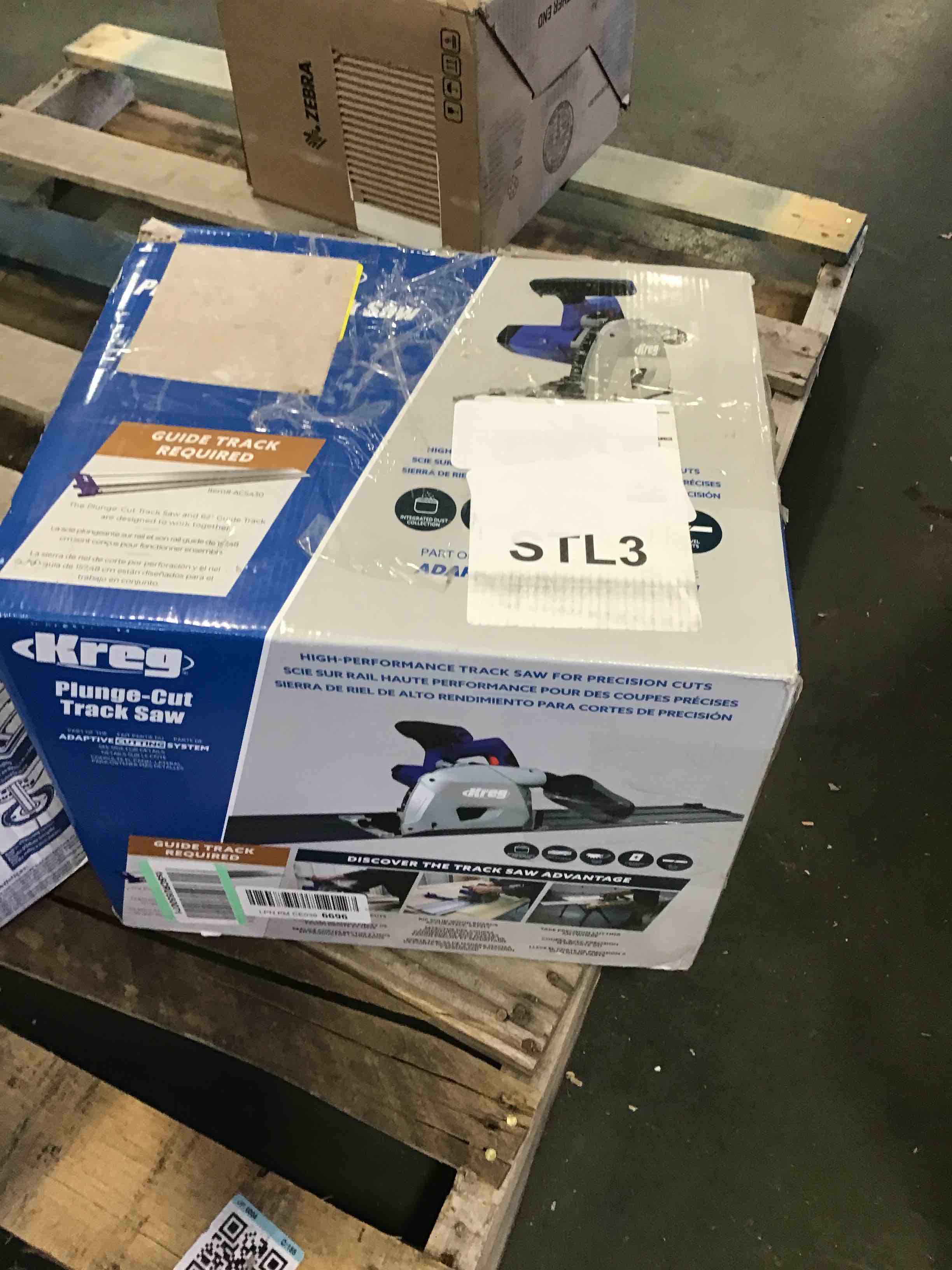 https://s3.amazonaws.com/lotting-images-prod/bidfta/BLU6283549_1713186242614.jpeg