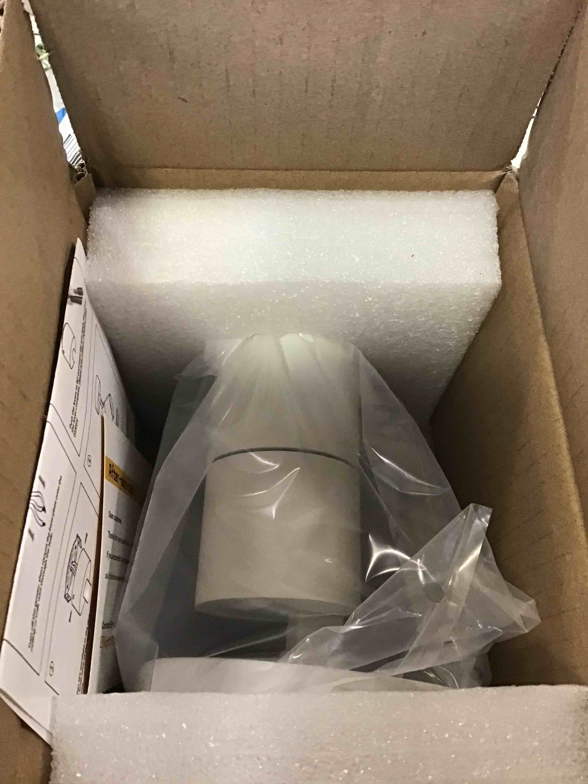https://s3.amazonaws.com/lotting-images-prod/bidfta/BLU6283764_1713268841228.jpeg