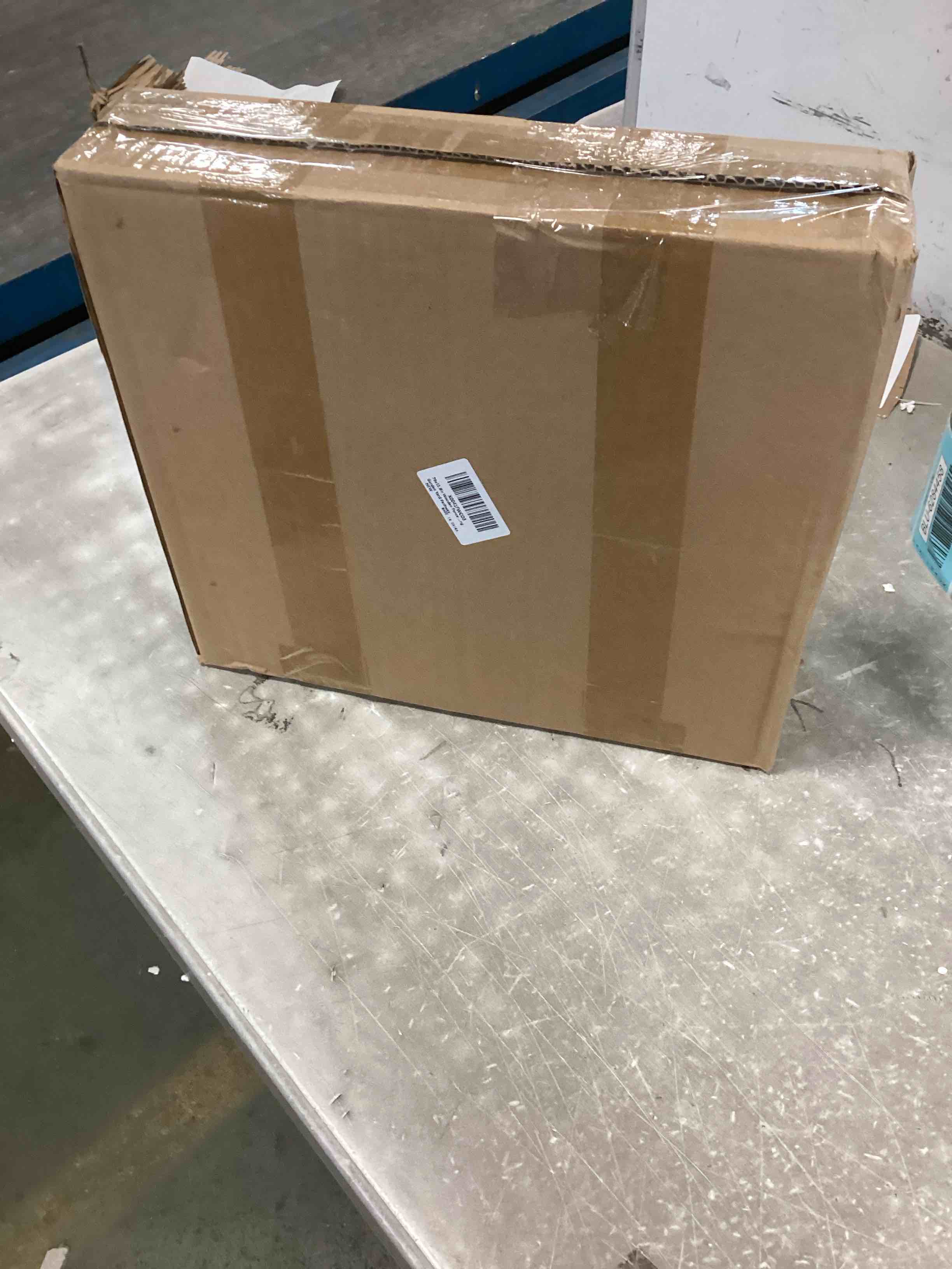 https://s3.amazonaws.com/lotting-images-prod/bidfta/BLU6284456_1713619440229.jpeg