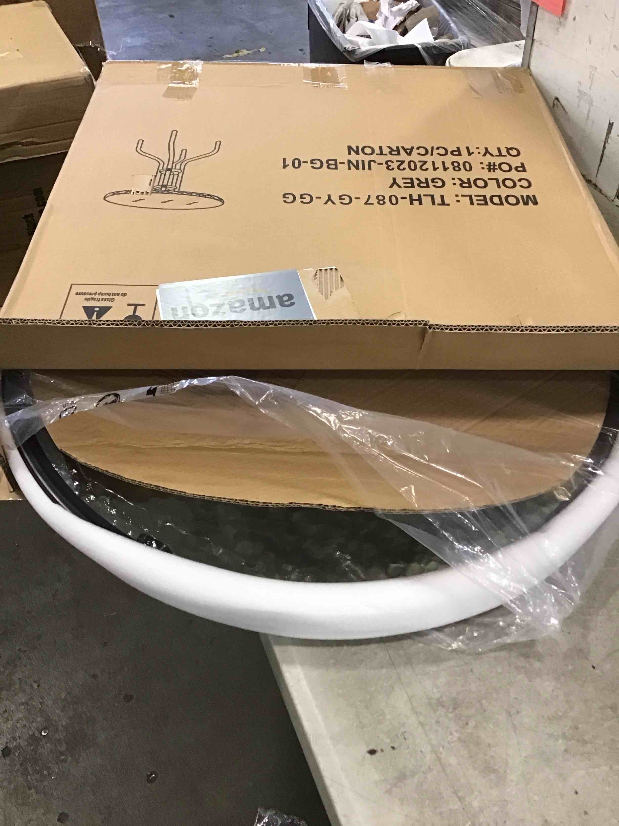 https://s3.amazonaws.com/lotting-images-prod/bidfta/BLU6284659_1714056371976.jpeg