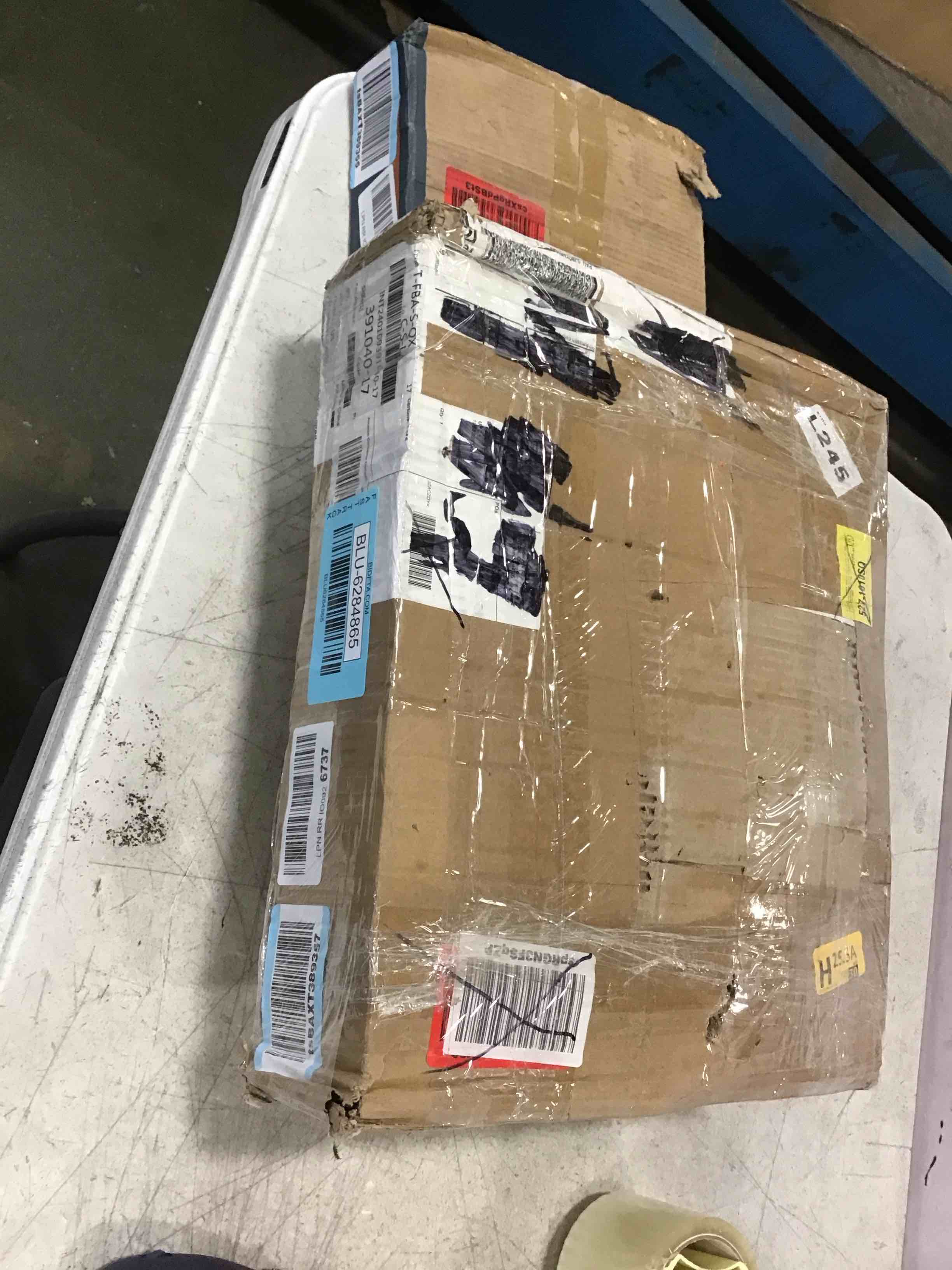 https://s3.amazonaws.com/lotting-images-prod/bidfta/BLU6284865_1714139809805.jpeg