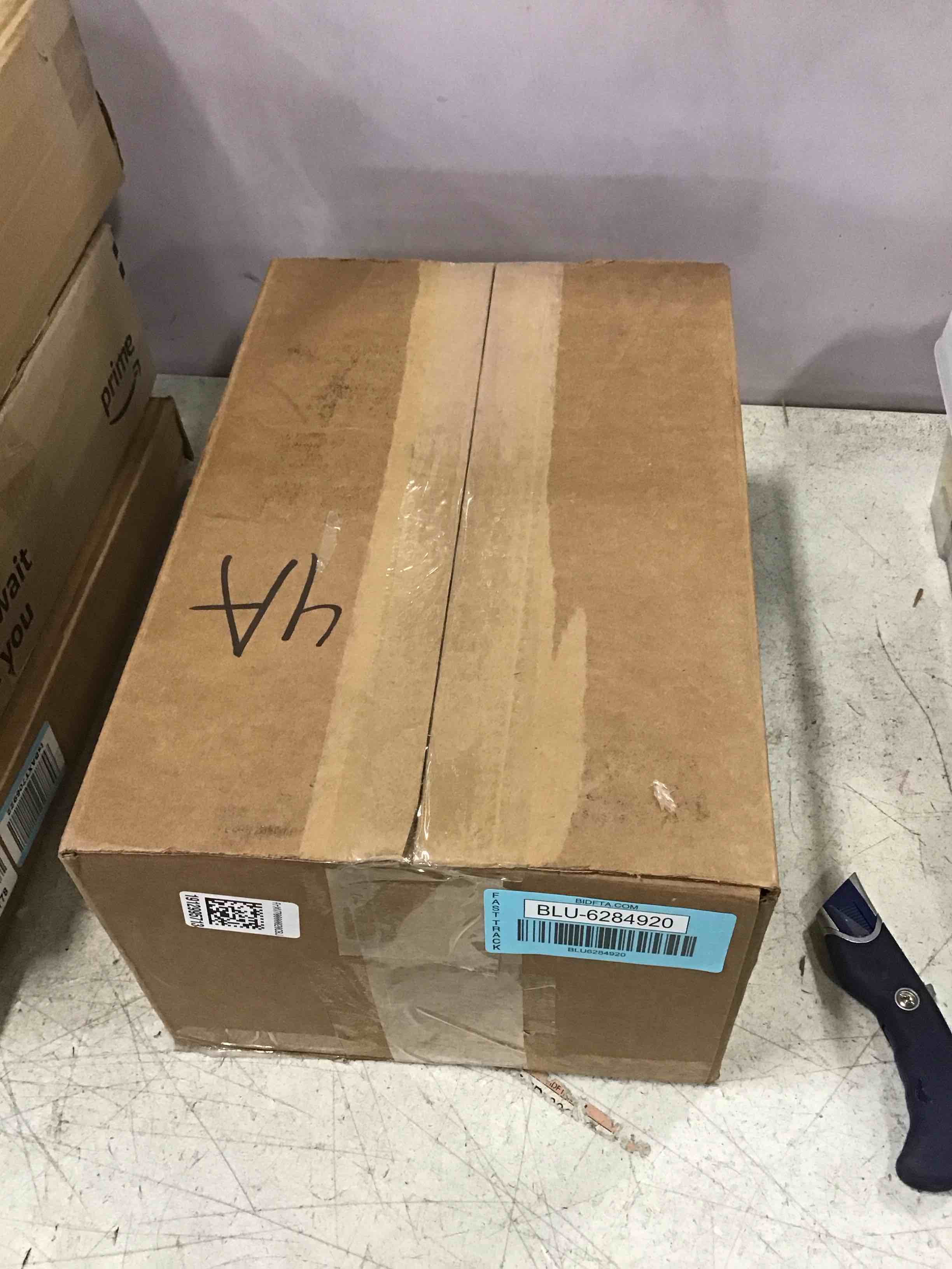 https://s3.amazonaws.com/lotting-images-prod/bidfta/BLU6284920_1714147115179.jpeg