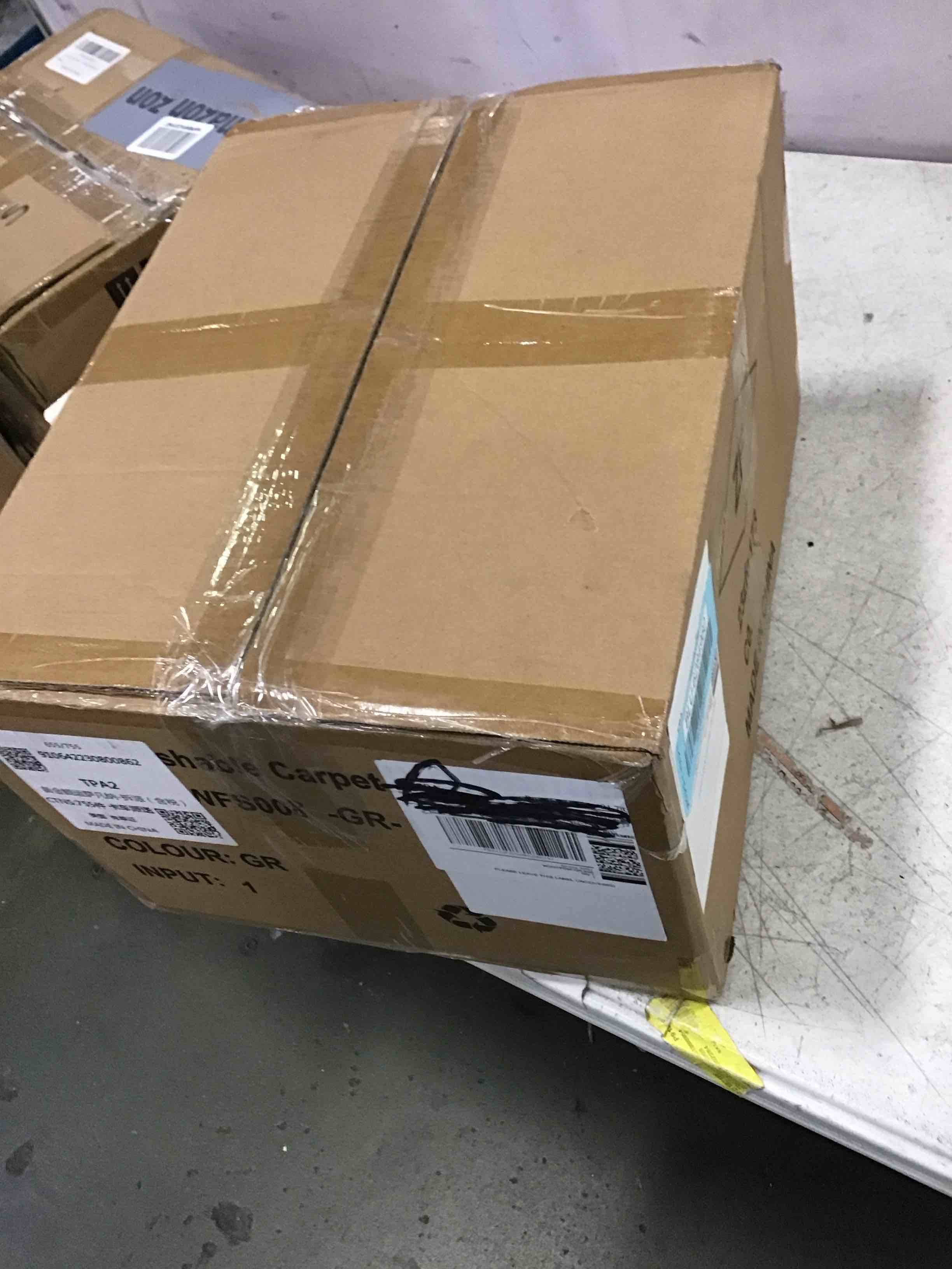 https://s3.amazonaws.com/lotting-images-prod/bidfta/BLU6284960_1714153615380.jpeg