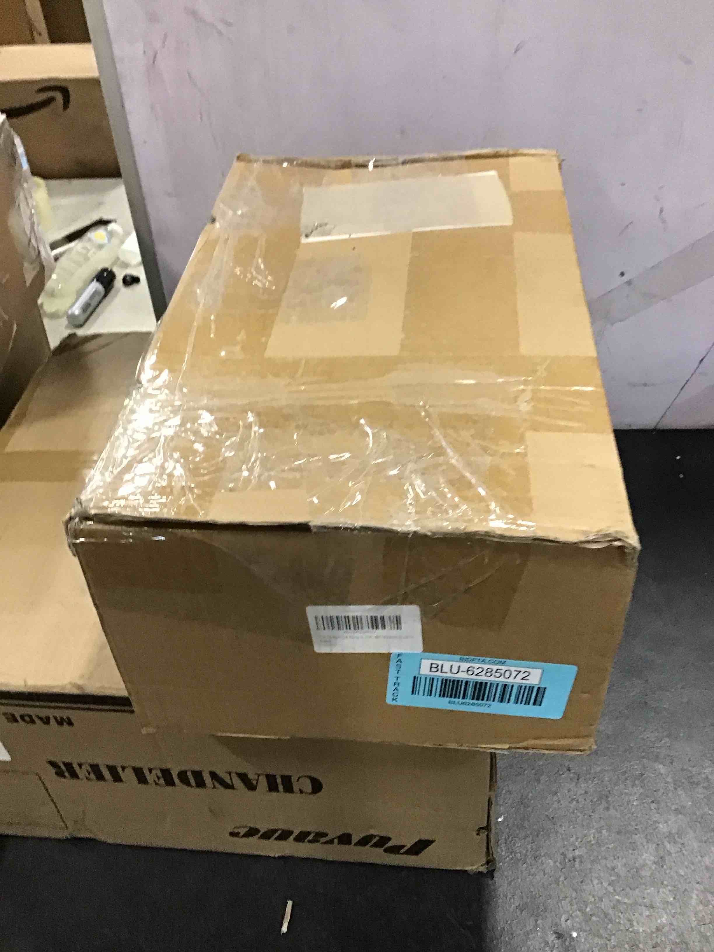https://s3.amazonaws.com/lotting-images-prod/bidfta/BLU6285072_1714397374113.jpeg