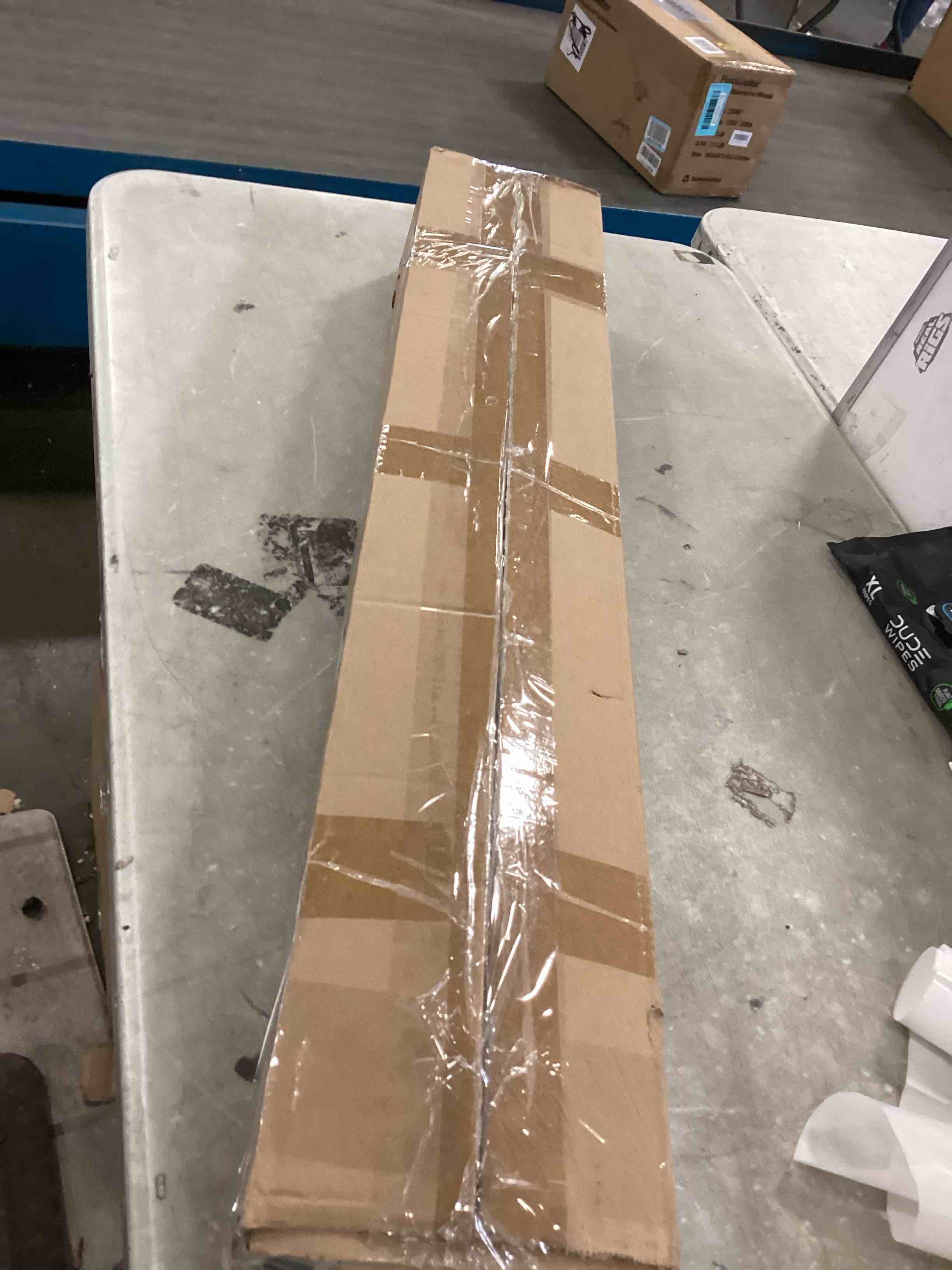 https://s3.amazonaws.com/lotting-images-prod/bidfta/BLU6285931_1713798211076.jpeg