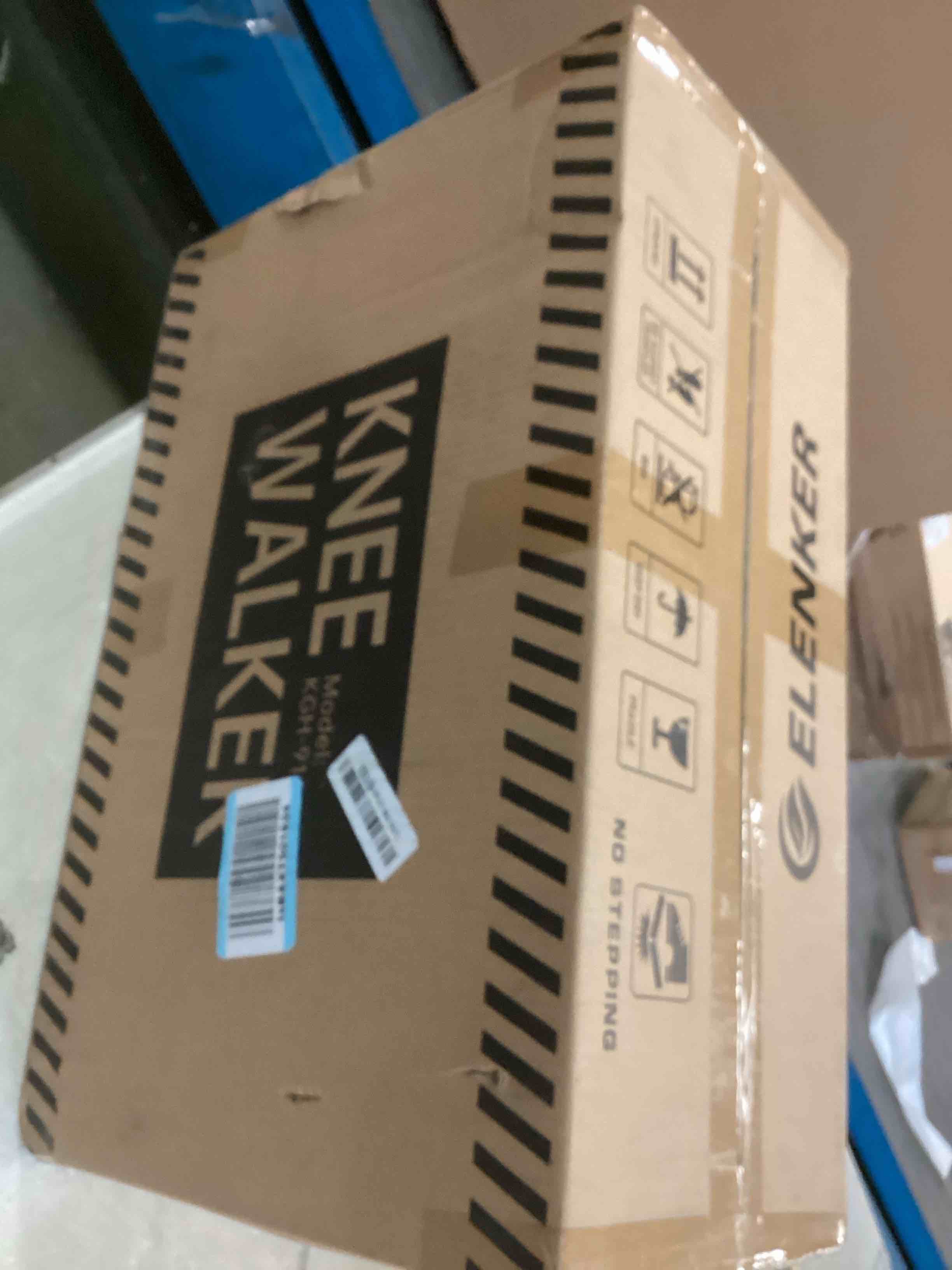 https://s3.amazonaws.com/lotting-images-prod/bidfta/BLU6285973_1713803820681.jpeg