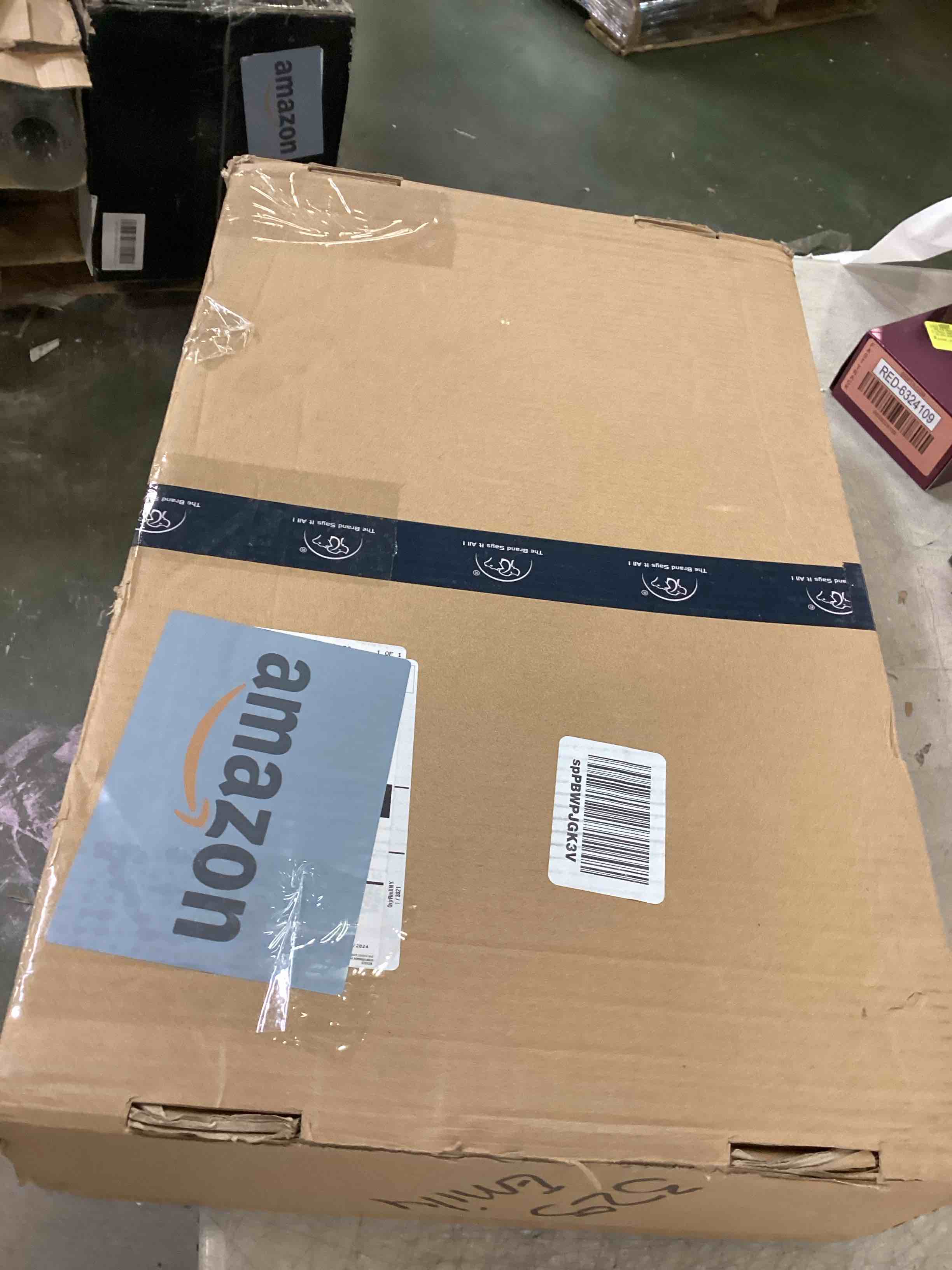 https://s3.amazonaws.com/lotting-images-prod/bidfta/BLU6286122_1713885077057.jpeg