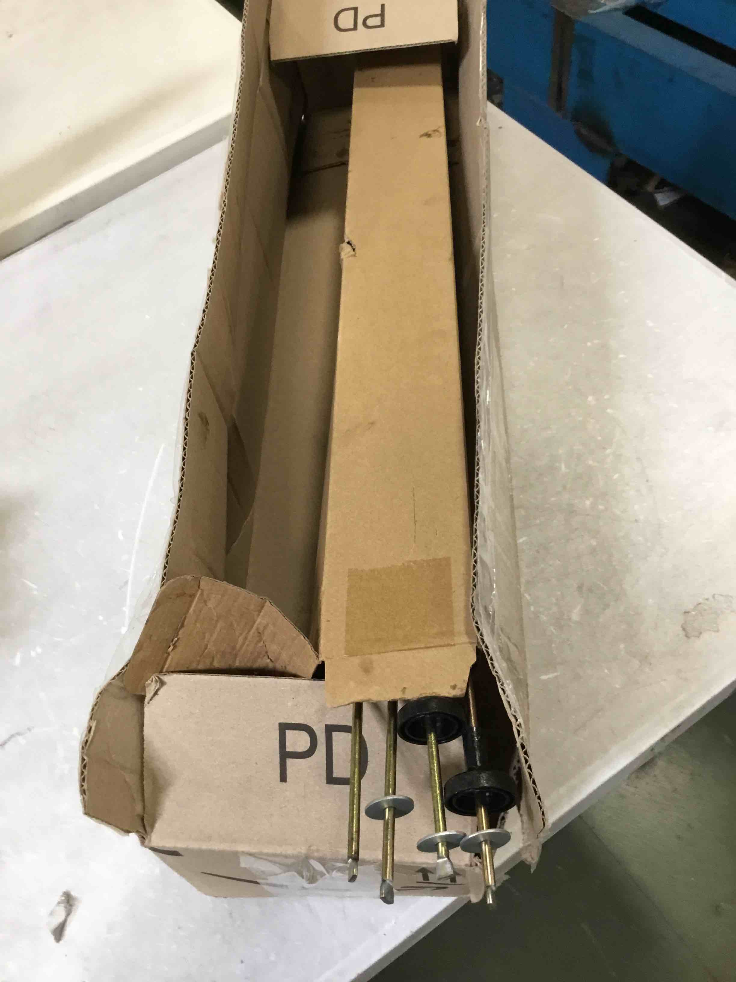 https://s3.amazonaws.com/lotting-images-prod/bidfta/BLU6287486_1713809897152.jpeg