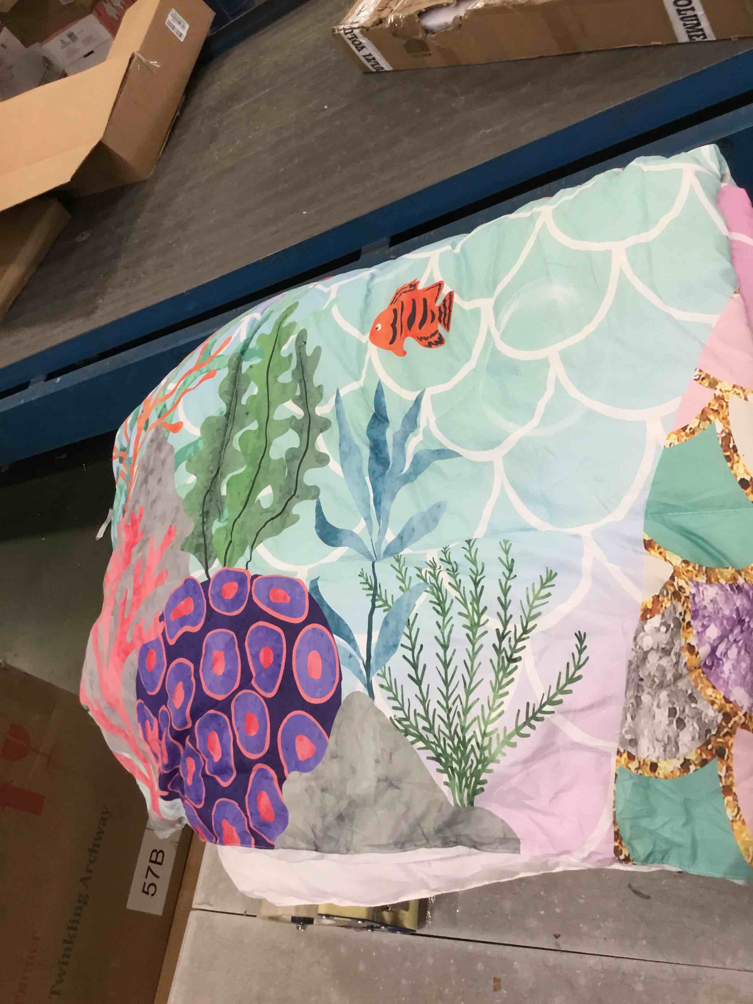 Blanket Sea Tuetle Starfish Jellyfish Fish 