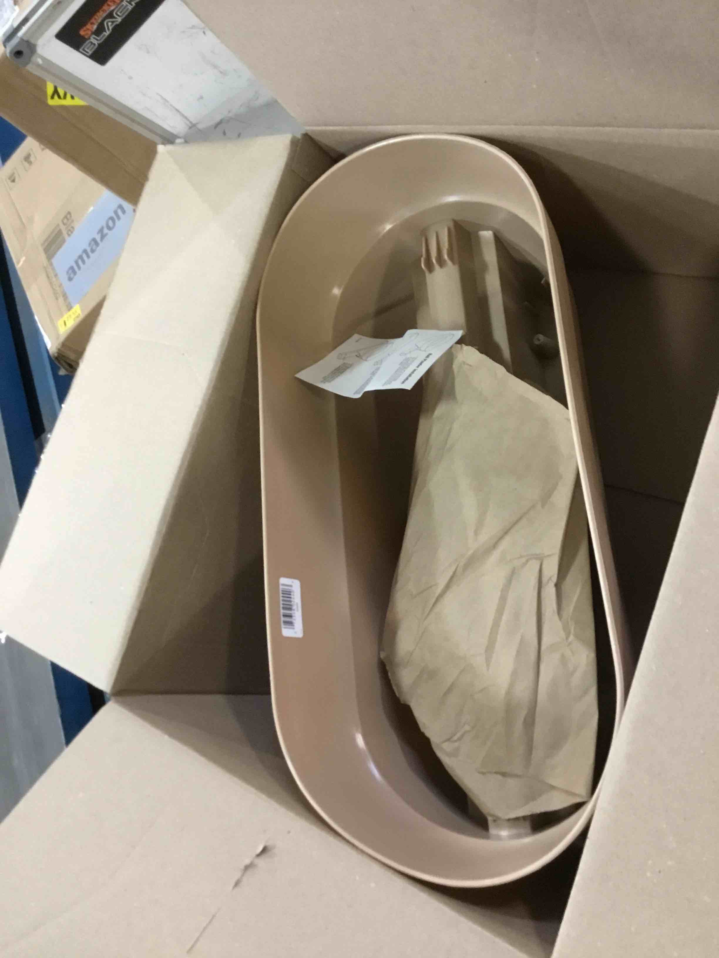 https://s3.amazonaws.com/lotting-images-prod/bidfta/BLU6287859_1713976428033.jpeg