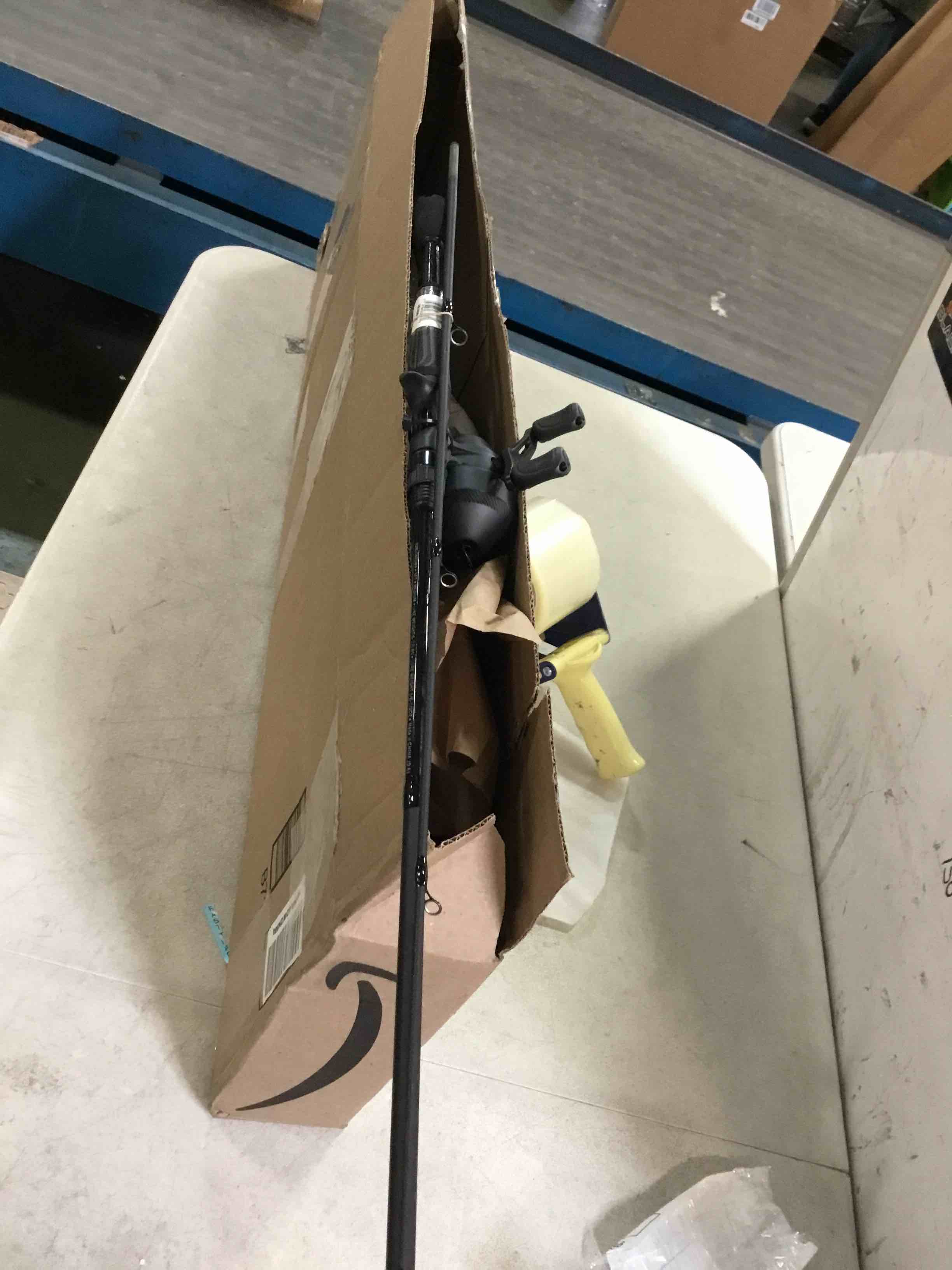https://s3.amazonaws.com/lotting-images-prod/bidfta/BLU6287889_1713982778633.jpeg