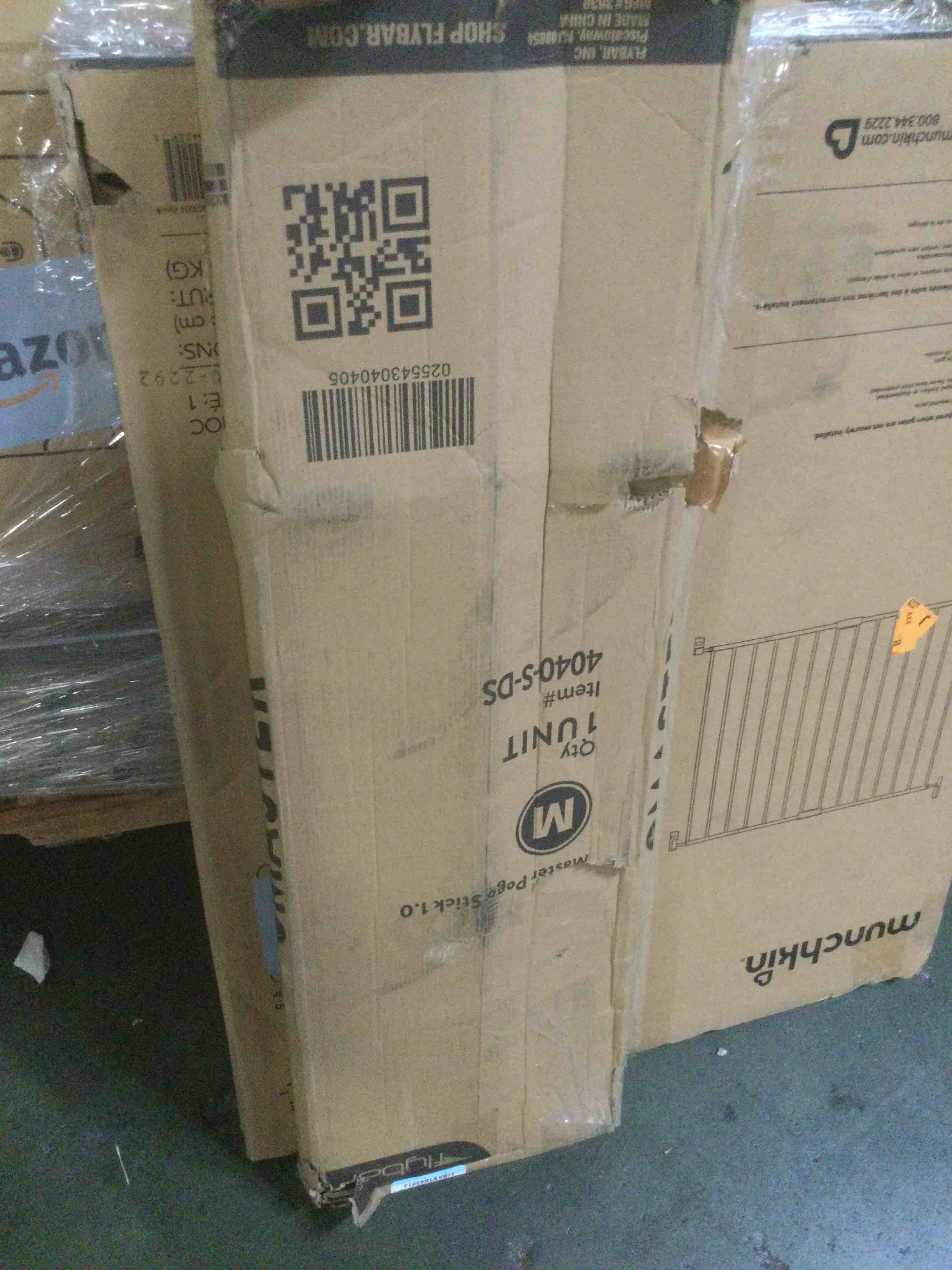 https://s3.amazonaws.com/lotting-images-prod/bidfta/BLU6288453_1713456919474.jpeg