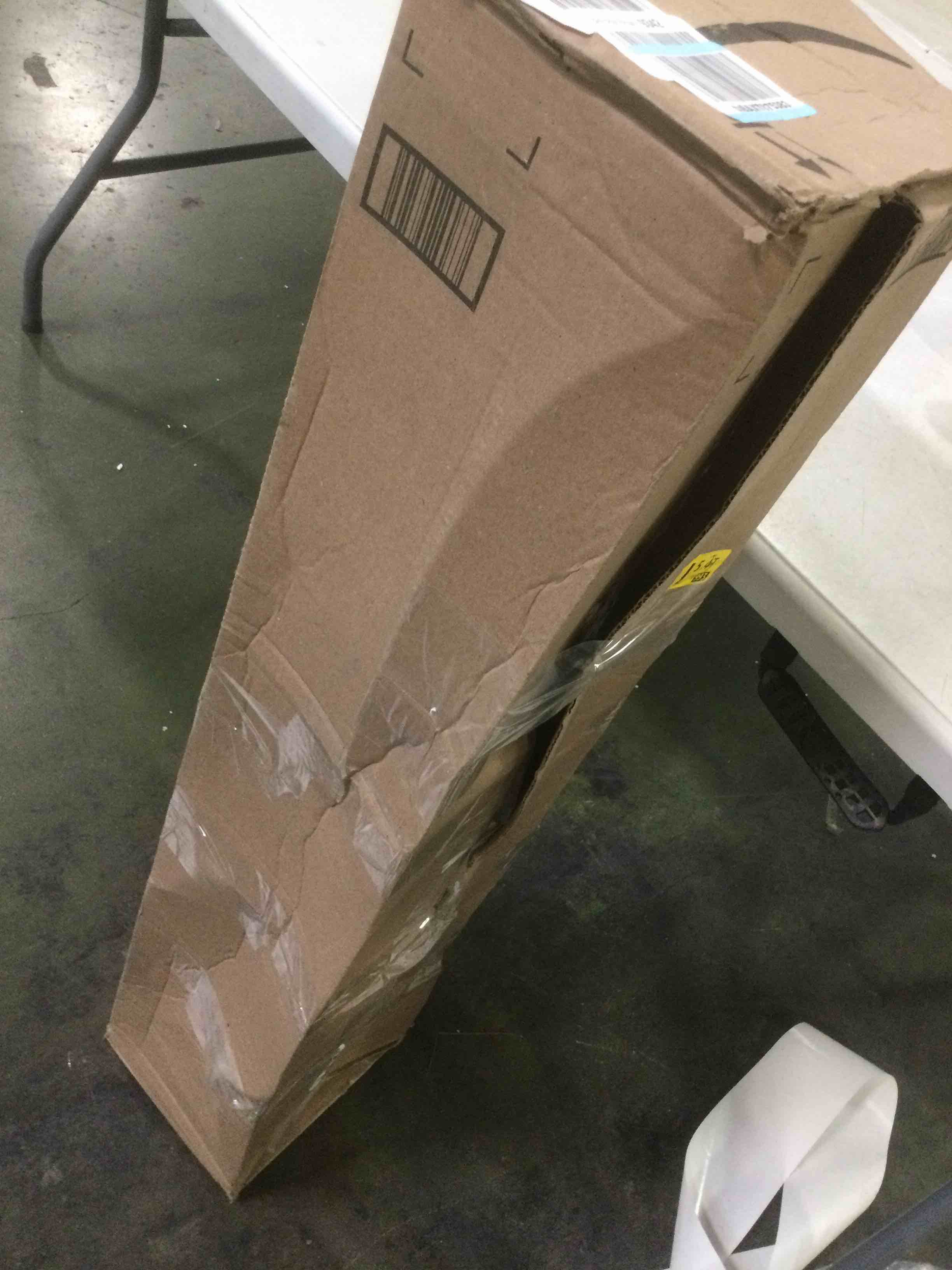 https://s3.amazonaws.com/lotting-images-prod/bidfta/BLU6288542_1713545015308.jpeg
