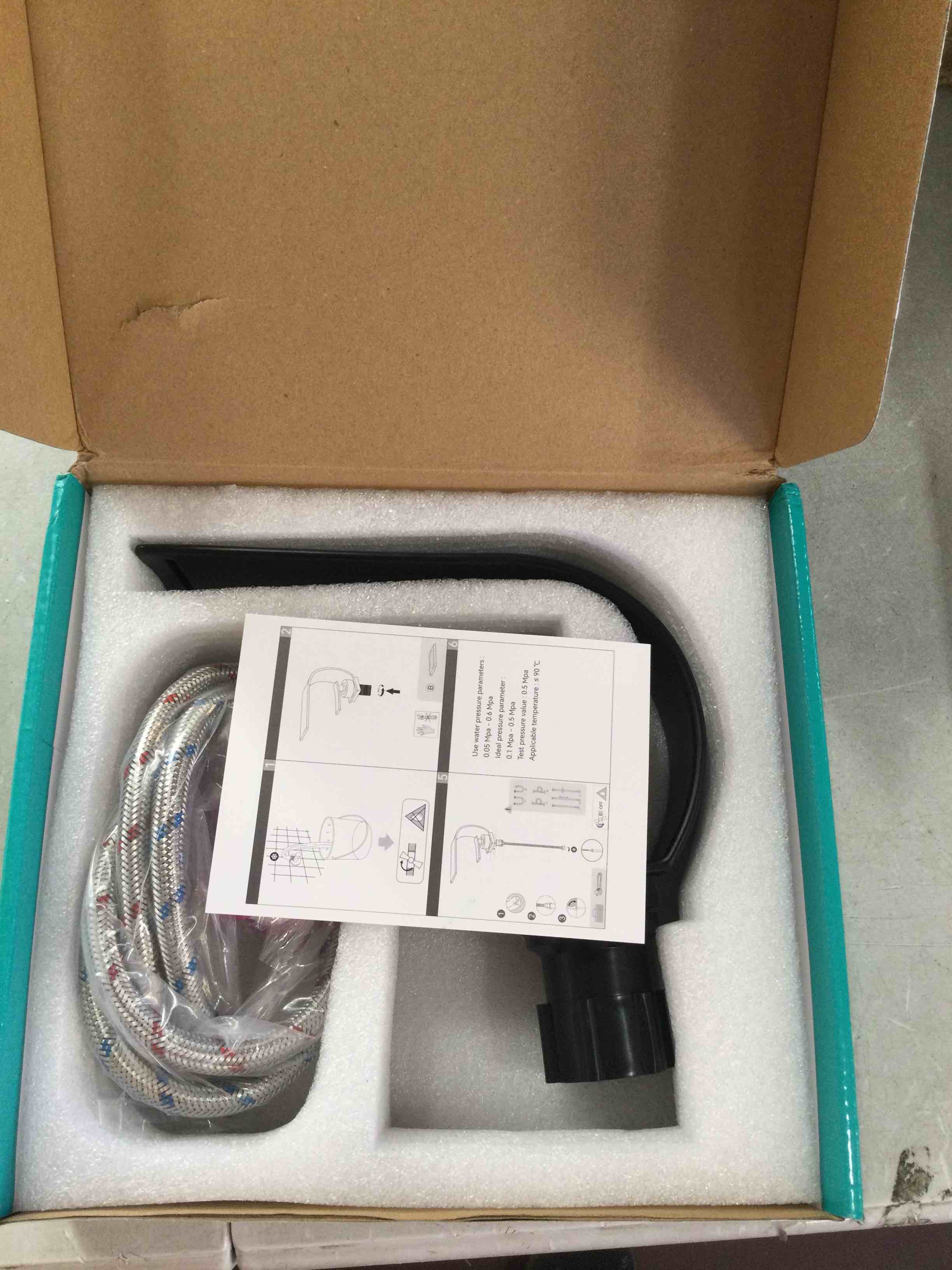 https://s3.amazonaws.com/lotting-images-prod/bidfta/BLU6290507_1713441997407.jpeg