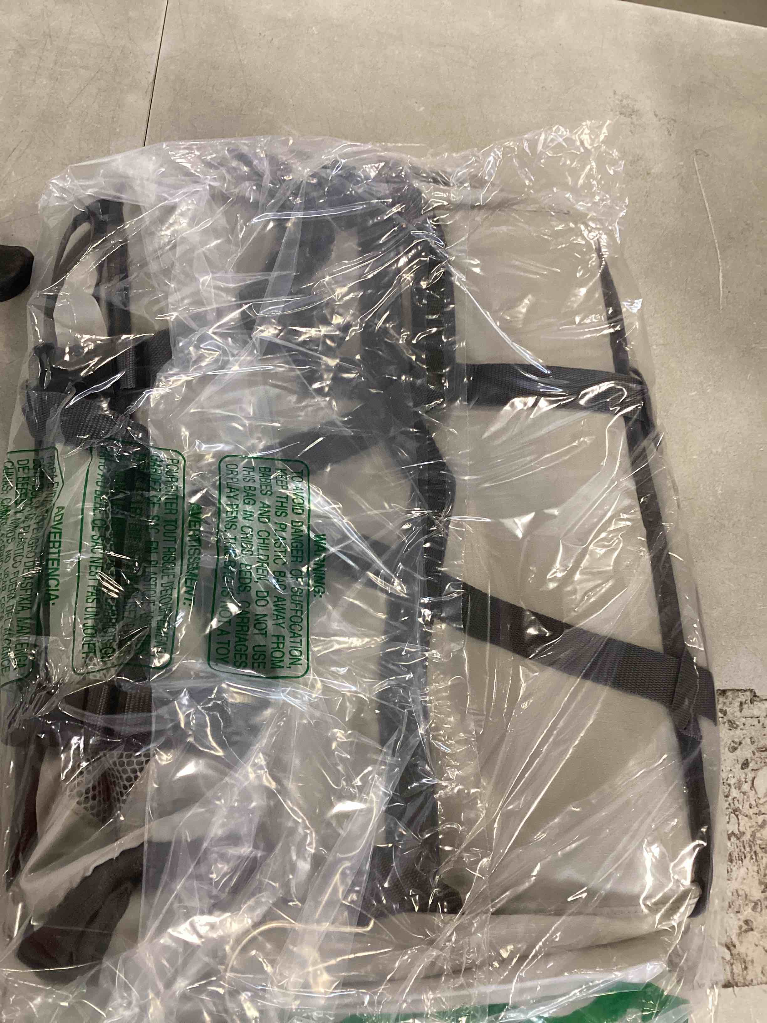 https://s3.amazonaws.com/lotting-images-prod/bidfta/BLU6290941_1713880490920.jpeg
