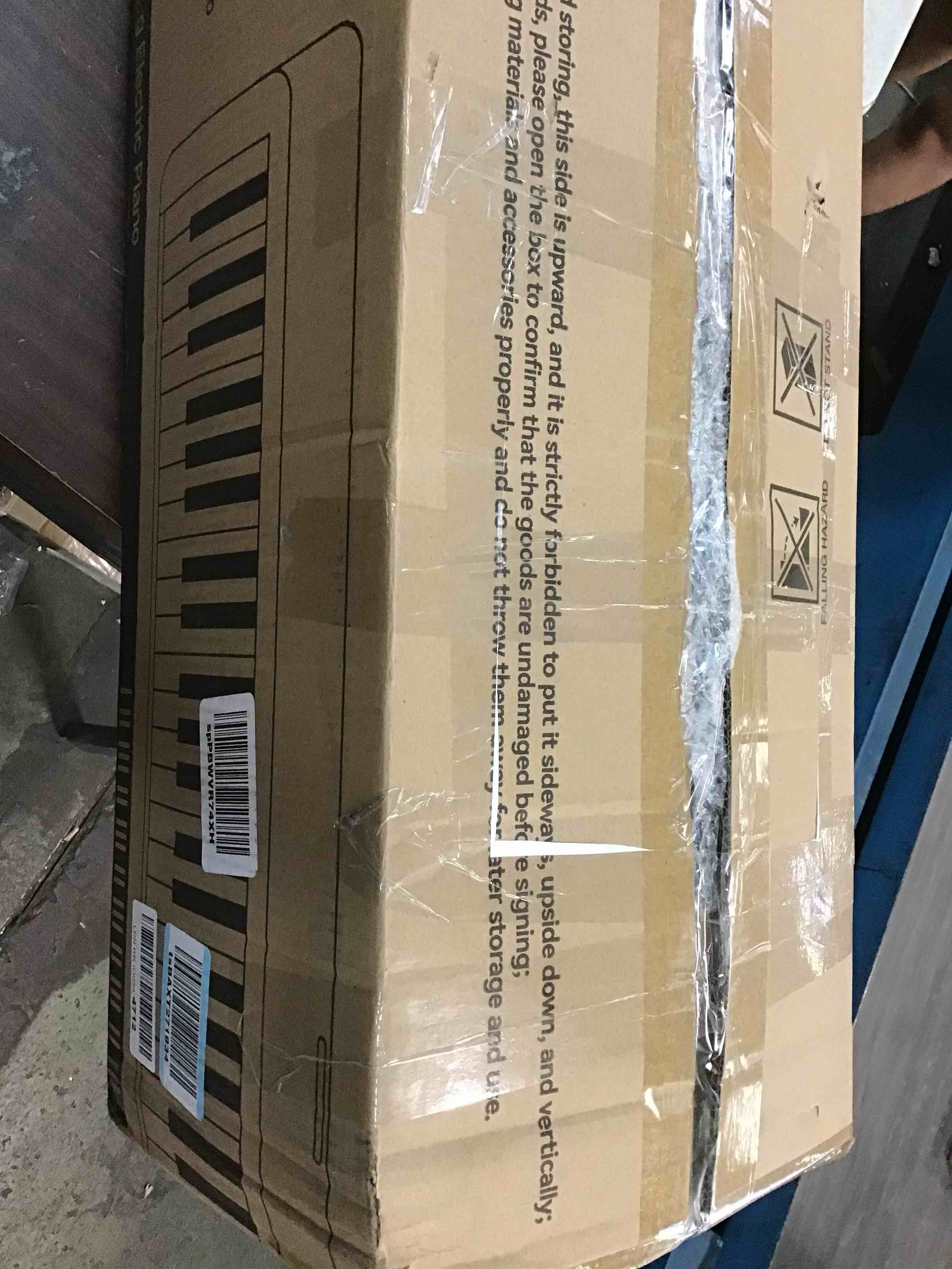 https://s3.amazonaws.com/lotting-images-prod/bidfta/BLU6291468_1713363931634.jpeg