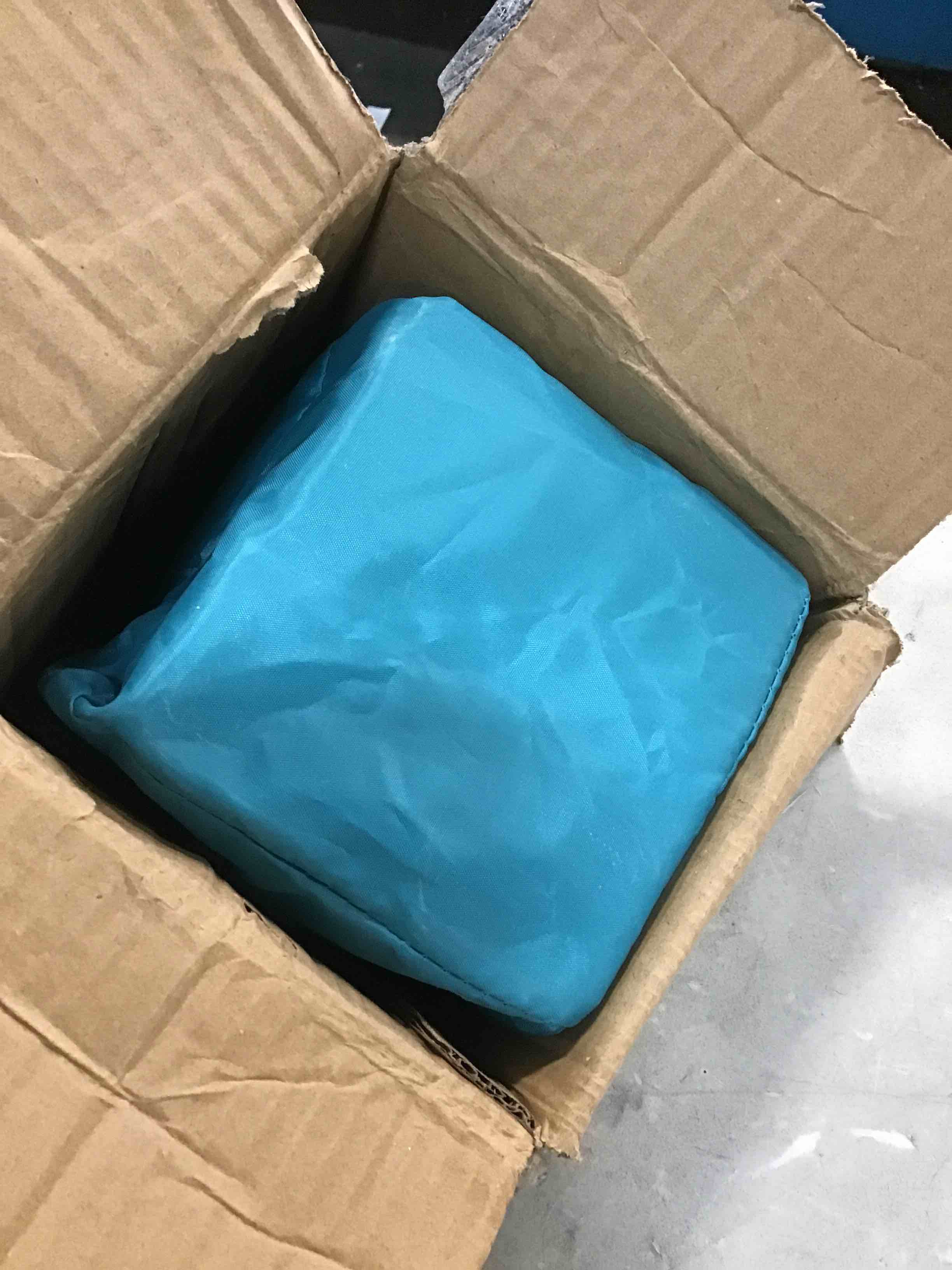 https://s3.amazonaws.com/lotting-images-prod/bidfta/BLU6291892_1713461301687.jpeg