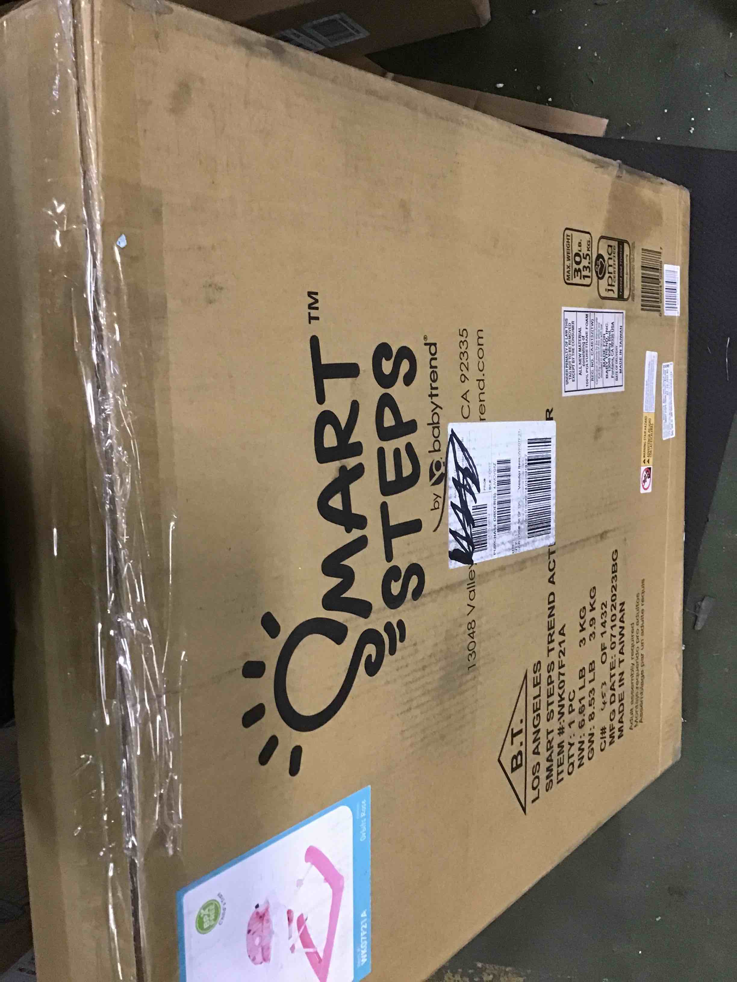 https://s3.amazonaws.com/lotting-images-prod/bidfta/BLU6292287_1713875345641.jpeg