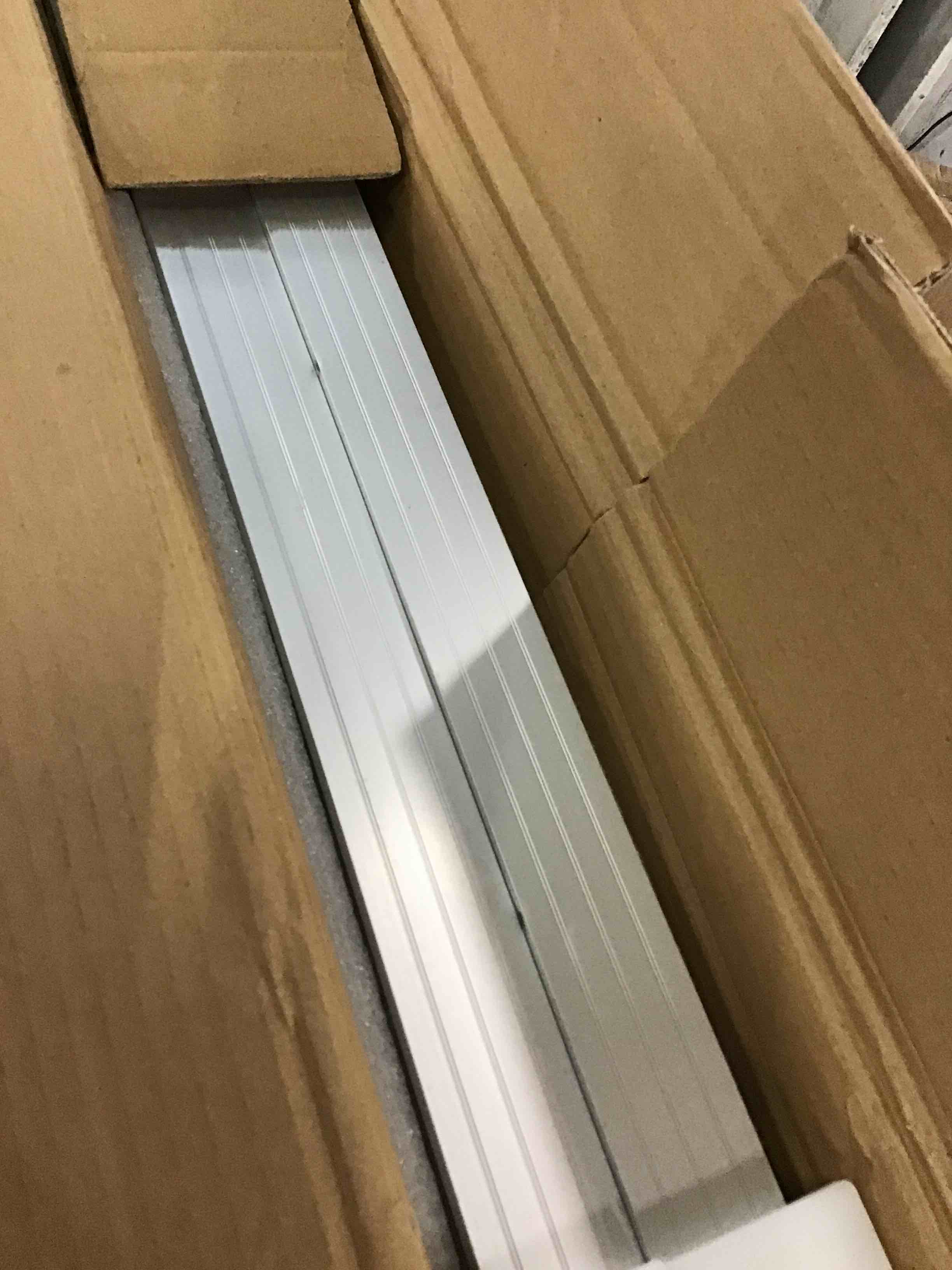 https://s3.amazonaws.com/lotting-images-prod/bidfta/BLU6292727_1713979372045.jpeg