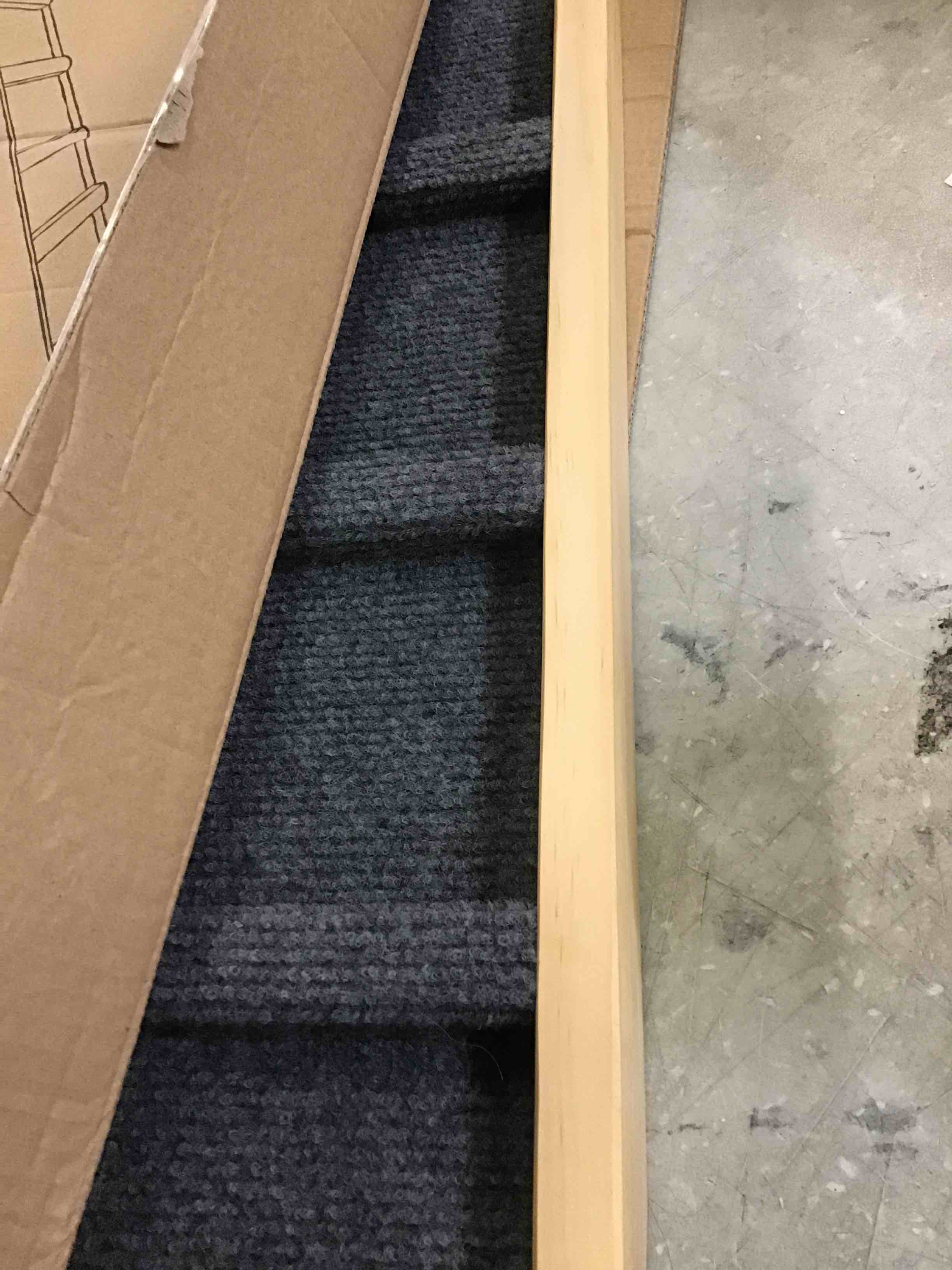 https://s3.amazonaws.com/lotting-images-prod/bidfta/BLU6292750_1713983784014.jpeg