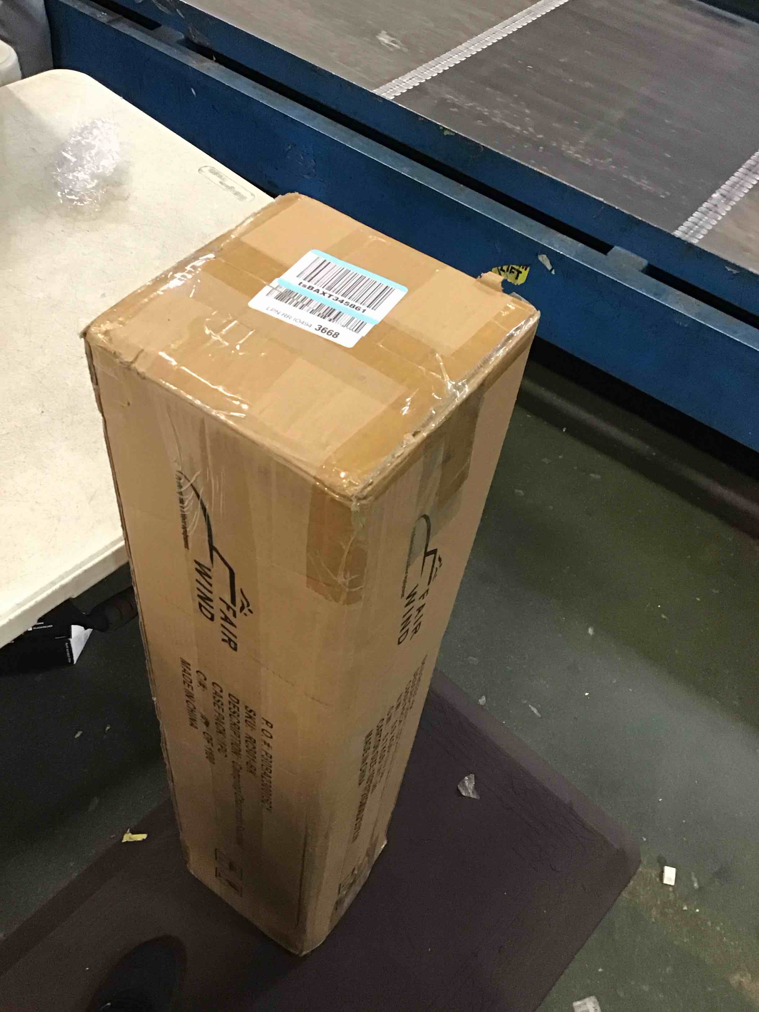 https://s3.amazonaws.com/lotting-images-prod/bidfta/BLU6293226_1713796383430.jpeg