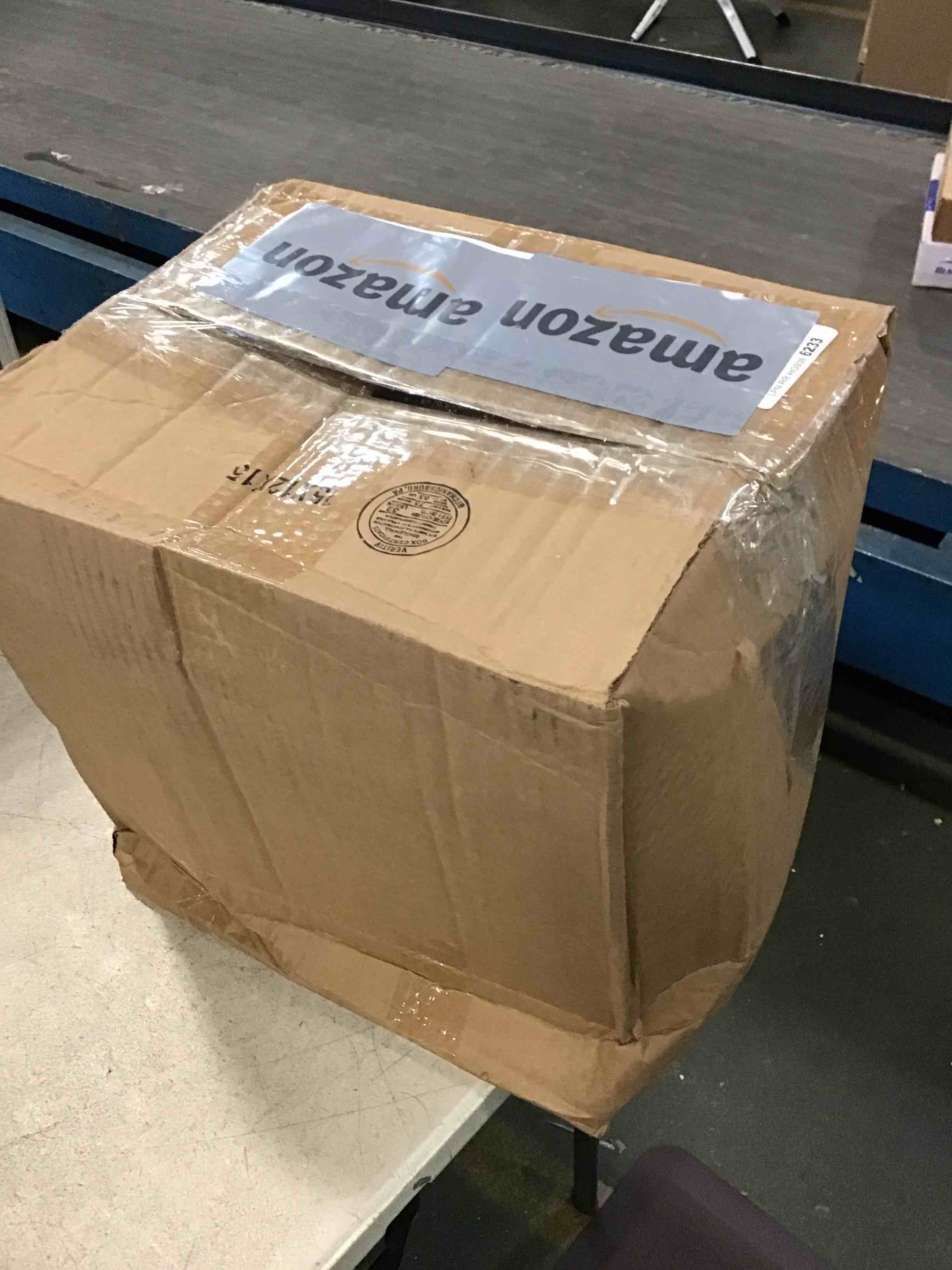 https://s3.amazonaws.com/lotting-images-prod/bidfta/BLU6293239_1713798291473.jpeg