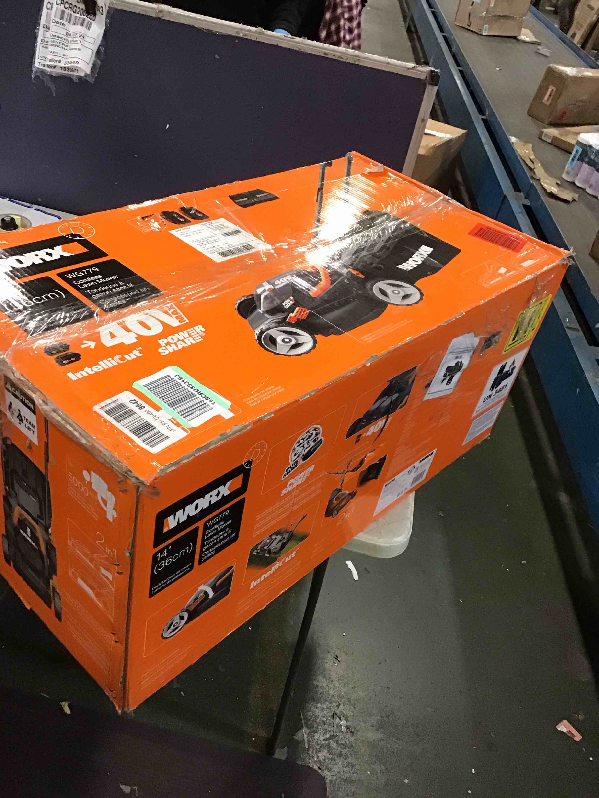 https://s3.amazonaws.com/lotting-images-prod/bidfta/BLU6293271_1713801227885.jpeg