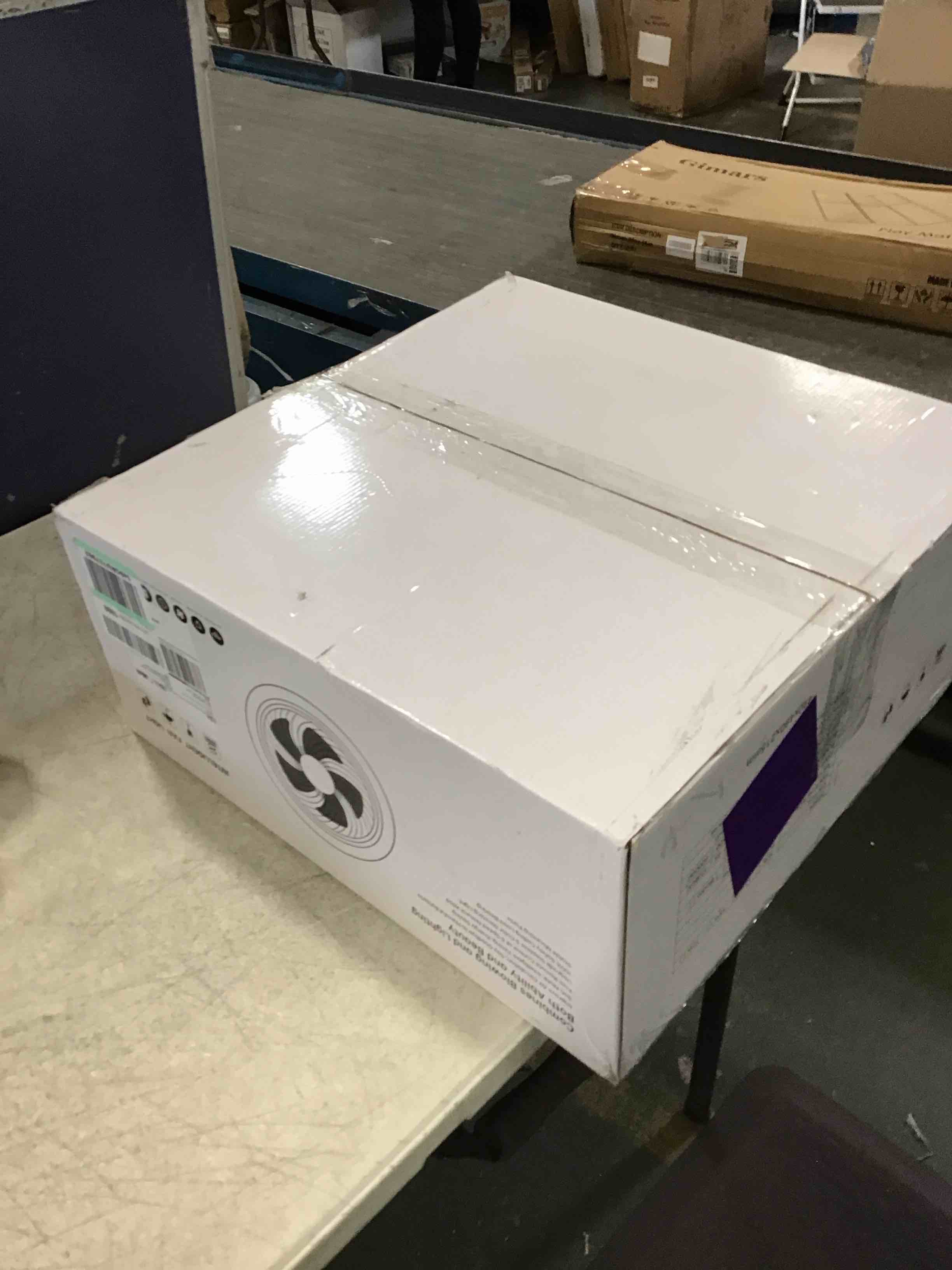 https://s3.amazonaws.com/lotting-images-prod/bidfta/BLU6293284_1713806558277.jpeg