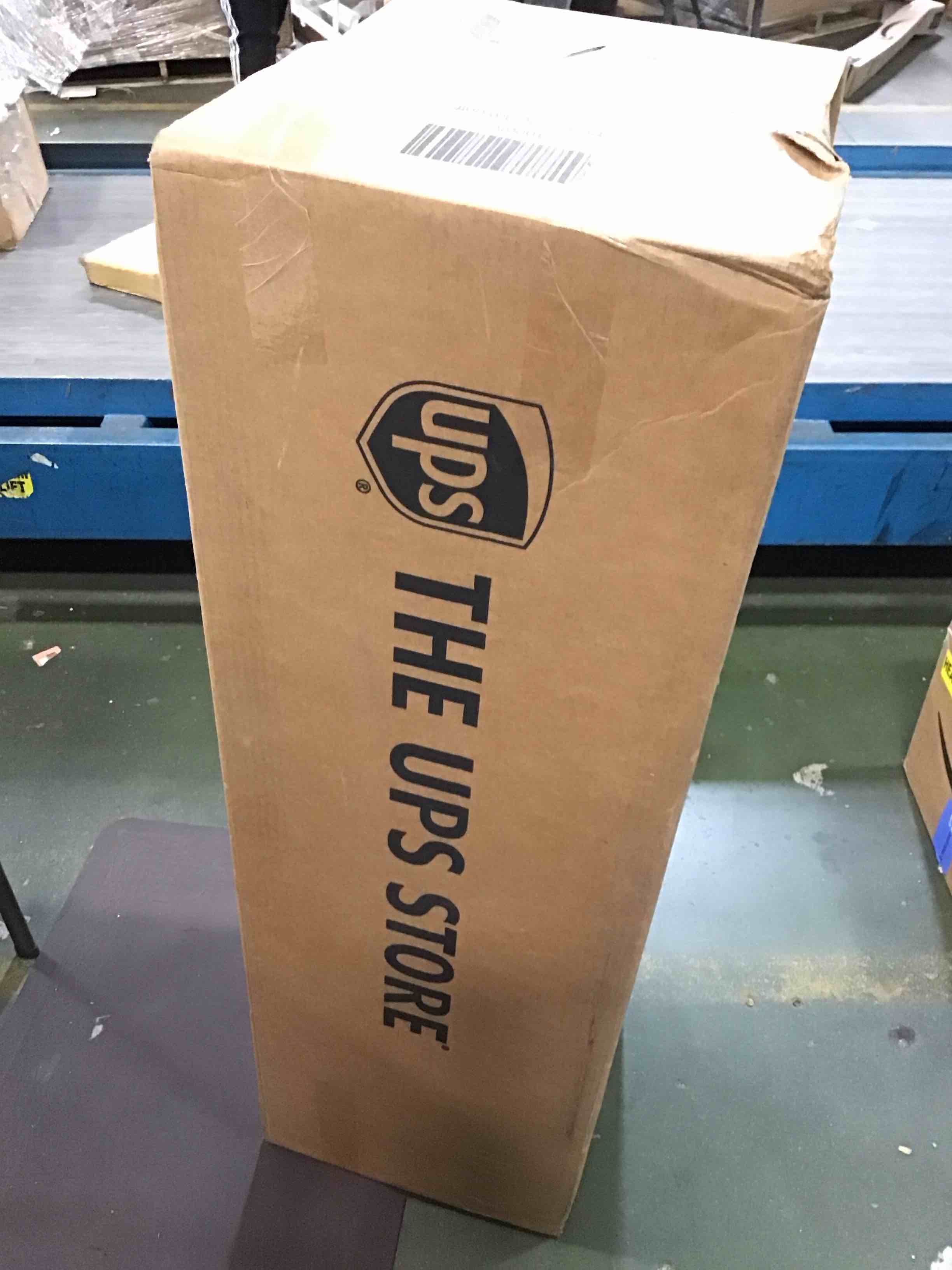 https://s3.amazonaws.com/lotting-images-prod/bidfta/BLU6293335_1713809573686.jpeg
