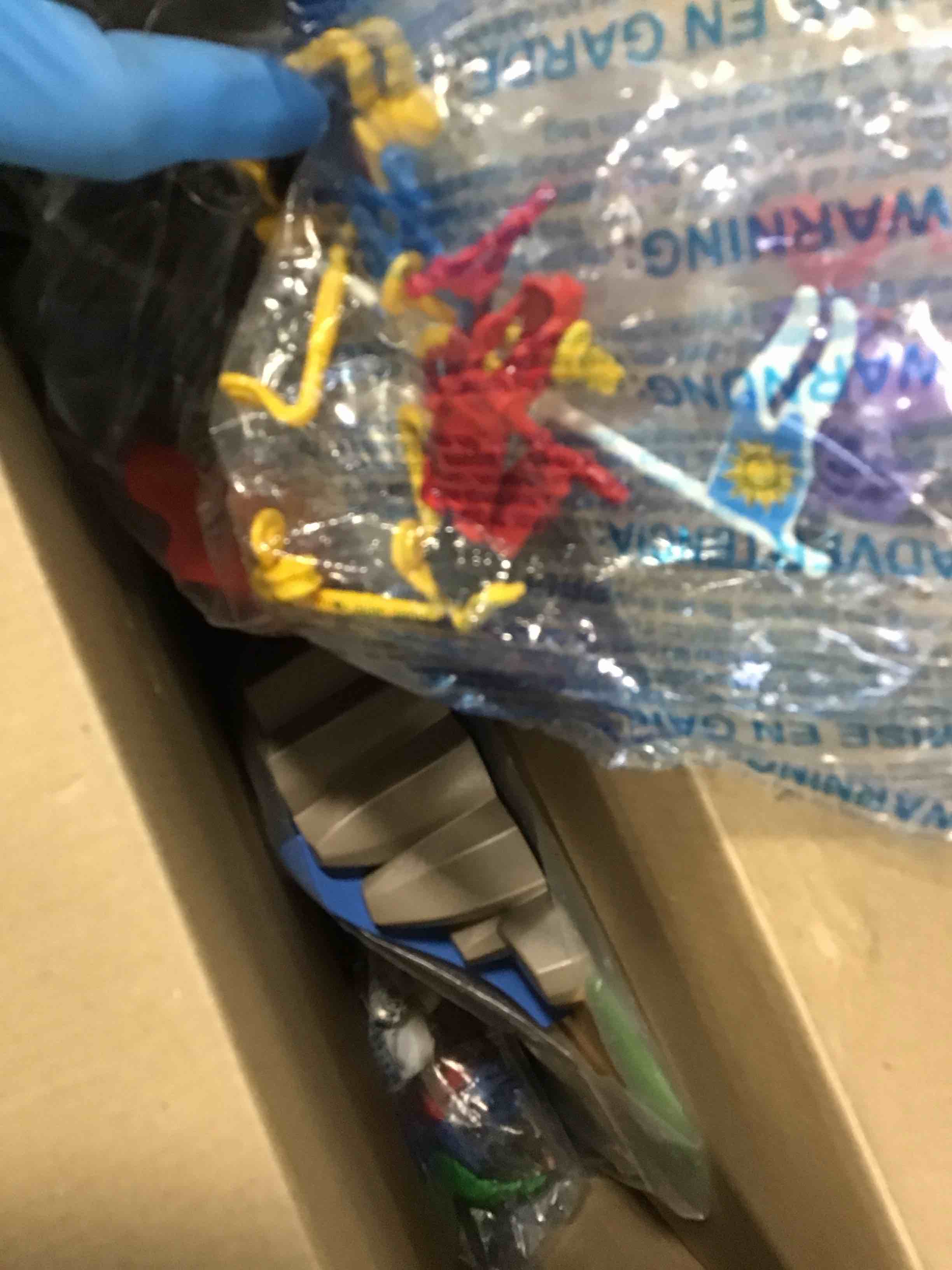 https://s3.amazonaws.com/lotting-images-prod/bidfta/BLU6293490_1713877535992.jpeg