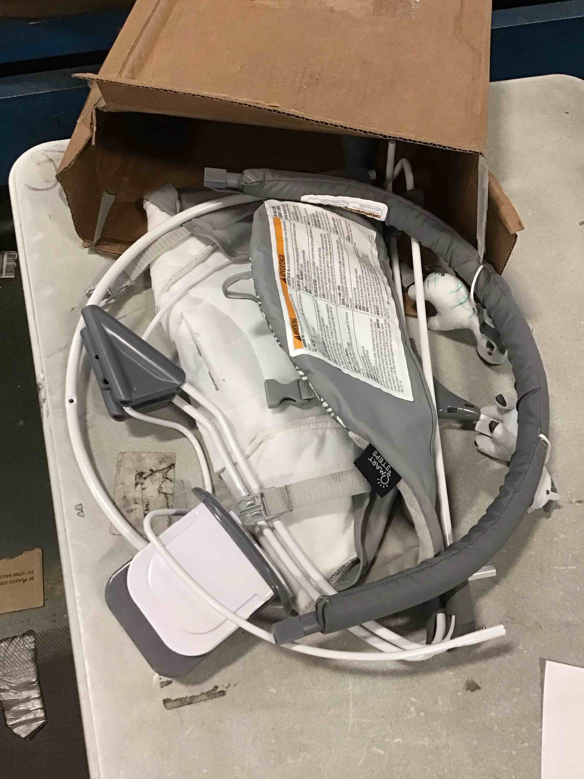 https://s3.amazonaws.com/lotting-images-prod/bidfta/BLU6293494_1713877869821.jpeg