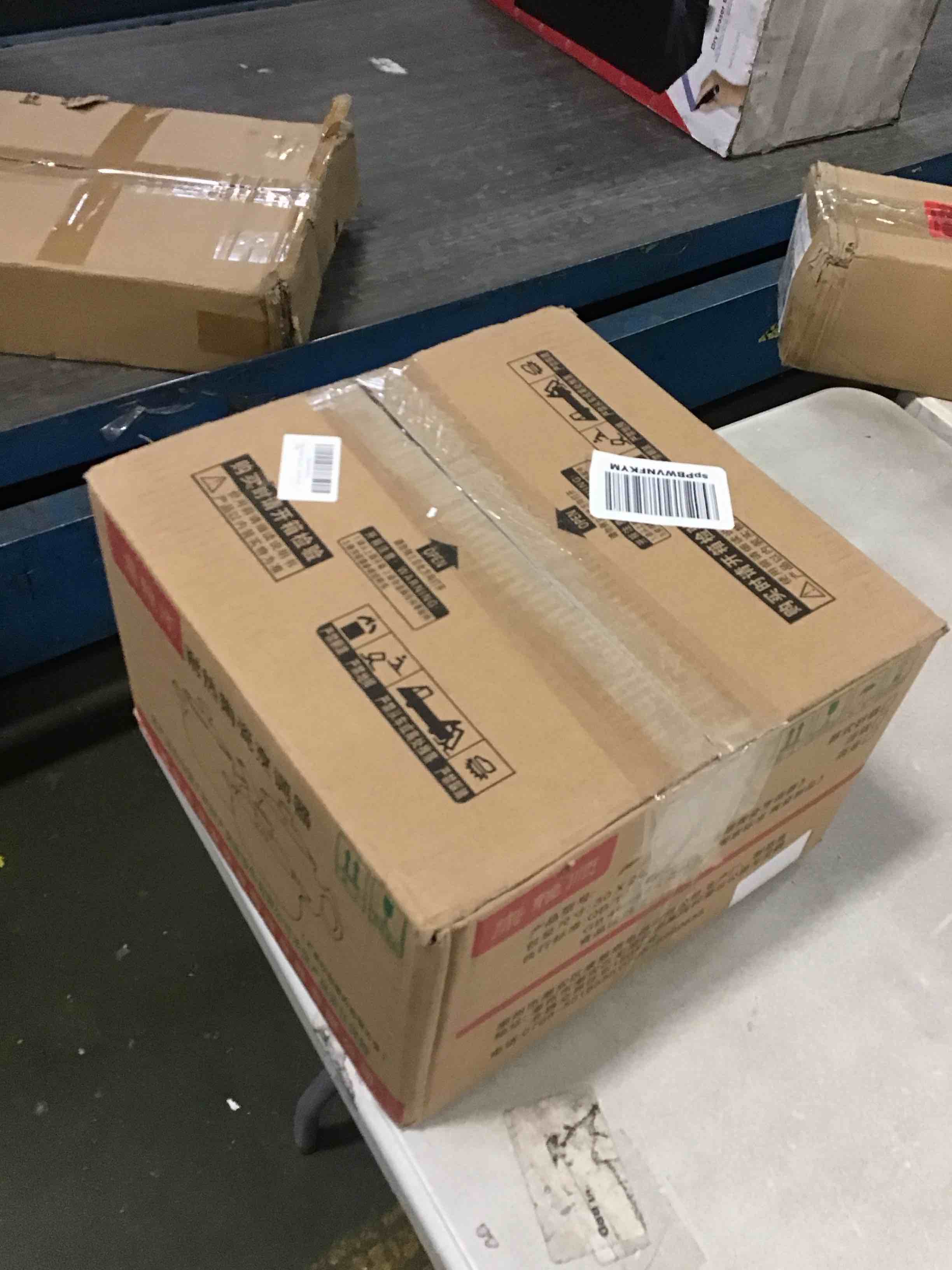 https://s3.amazonaws.com/lotting-images-prod/bidfta/BLU6293498_1713878239276.jpeg
