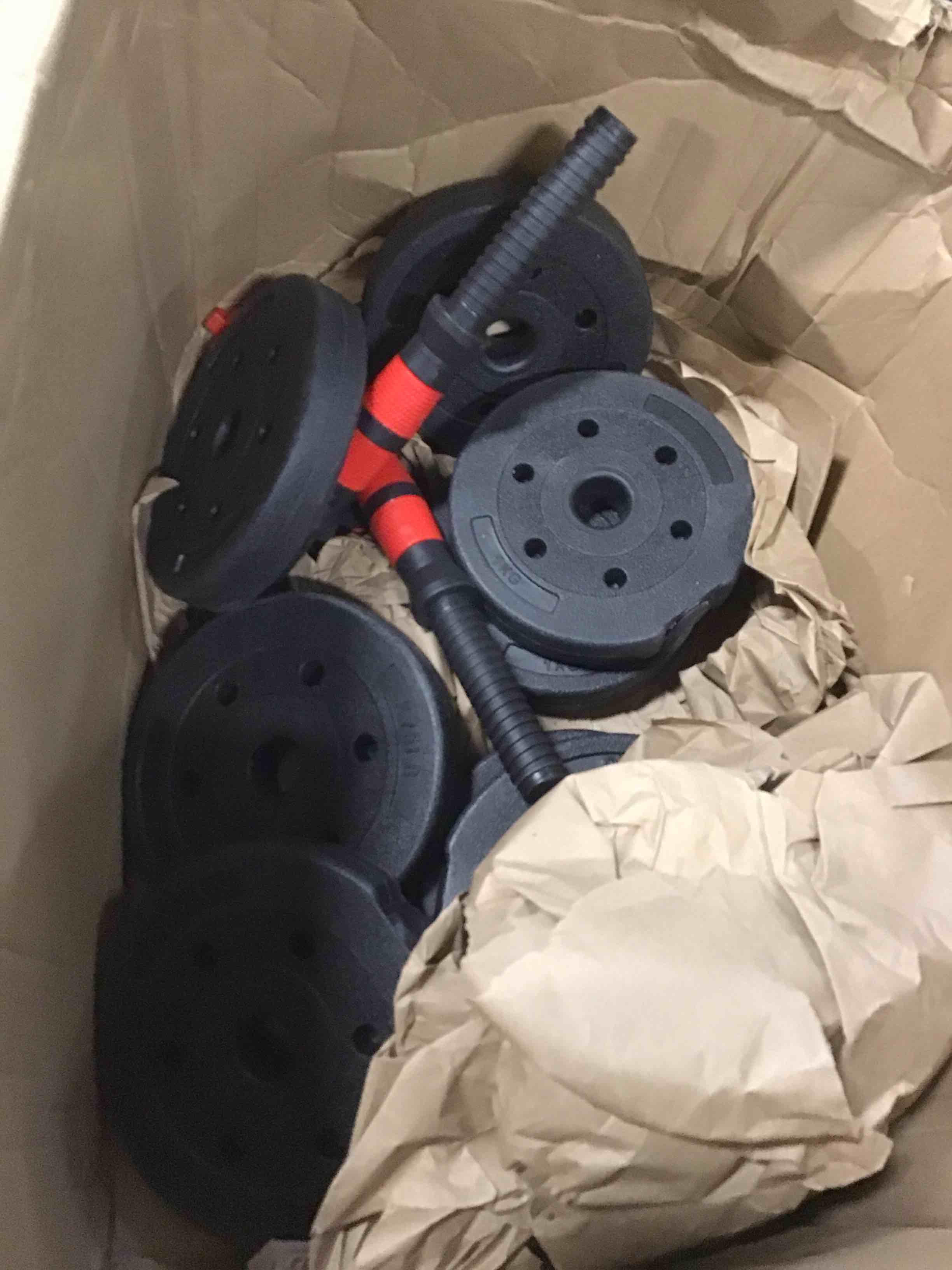https://s3.amazonaws.com/lotting-images-prod/bidfta/BLU6293553_1713885961832.jpeg