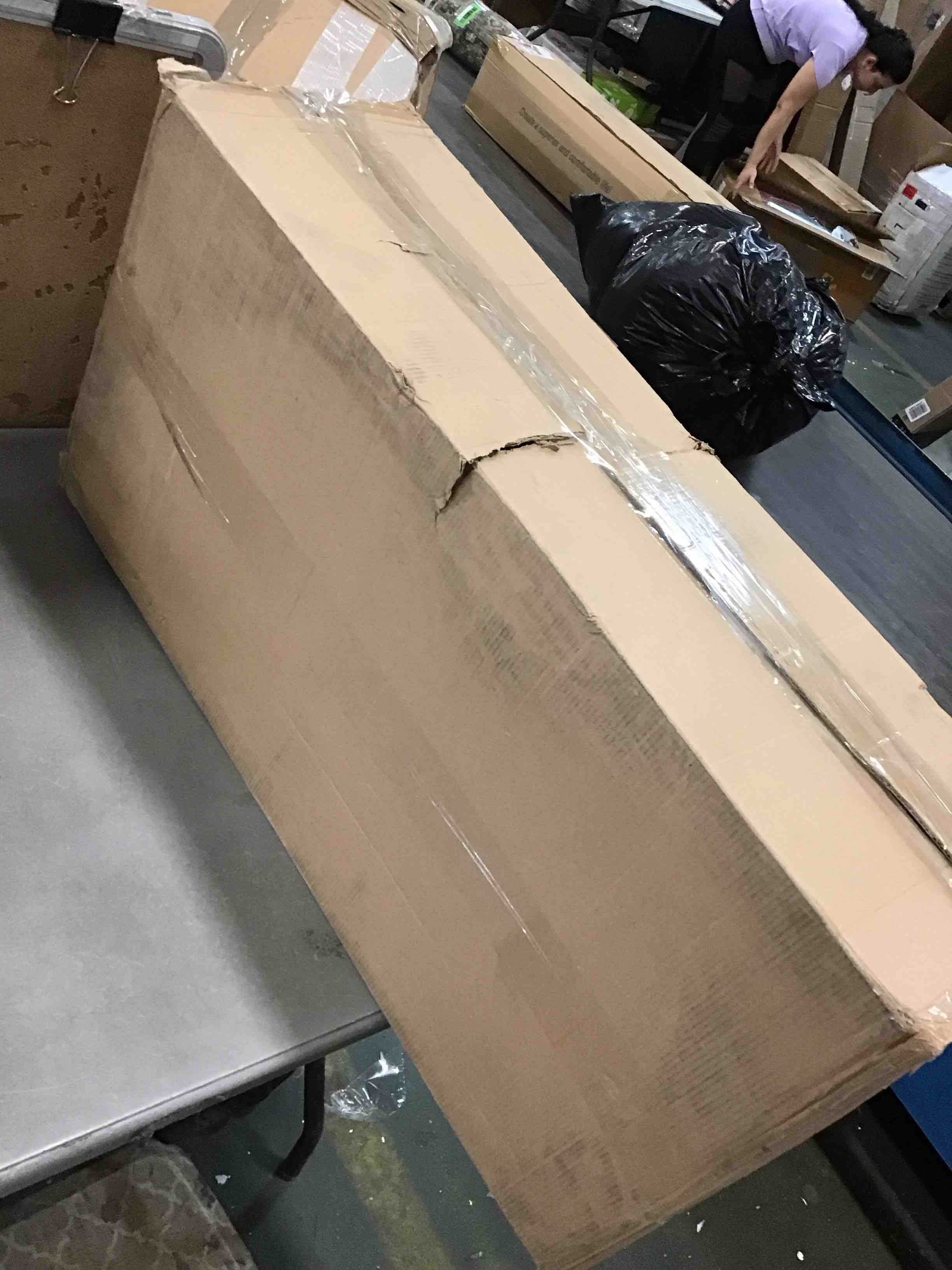 https://s3.amazonaws.com/lotting-images-prod/bidfta/BLU6293880_1713980180164.jpeg