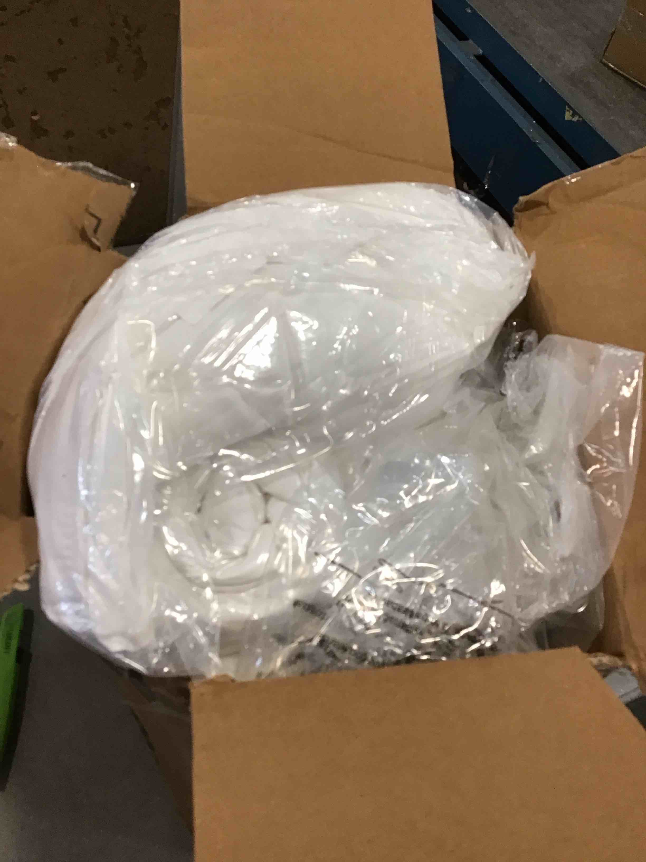 https://s3.amazonaws.com/lotting-images-prod/bidfta/BLU6293940_1713988554542.jpeg