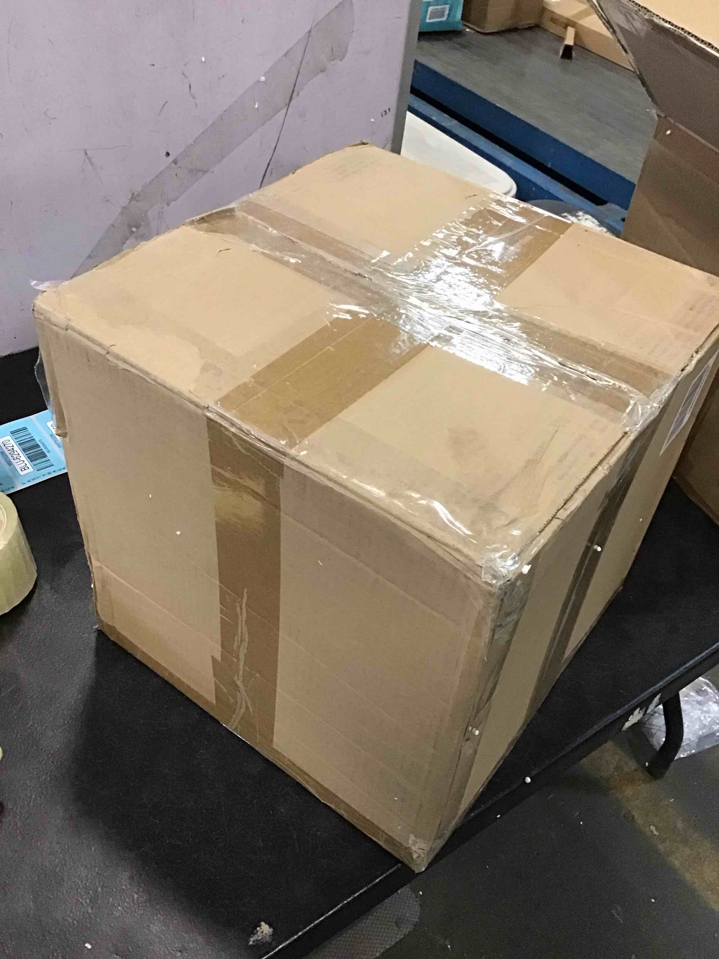 https://s3.amazonaws.com/lotting-images-prod/bidfta/BLU6294265_1714142394122.jpeg