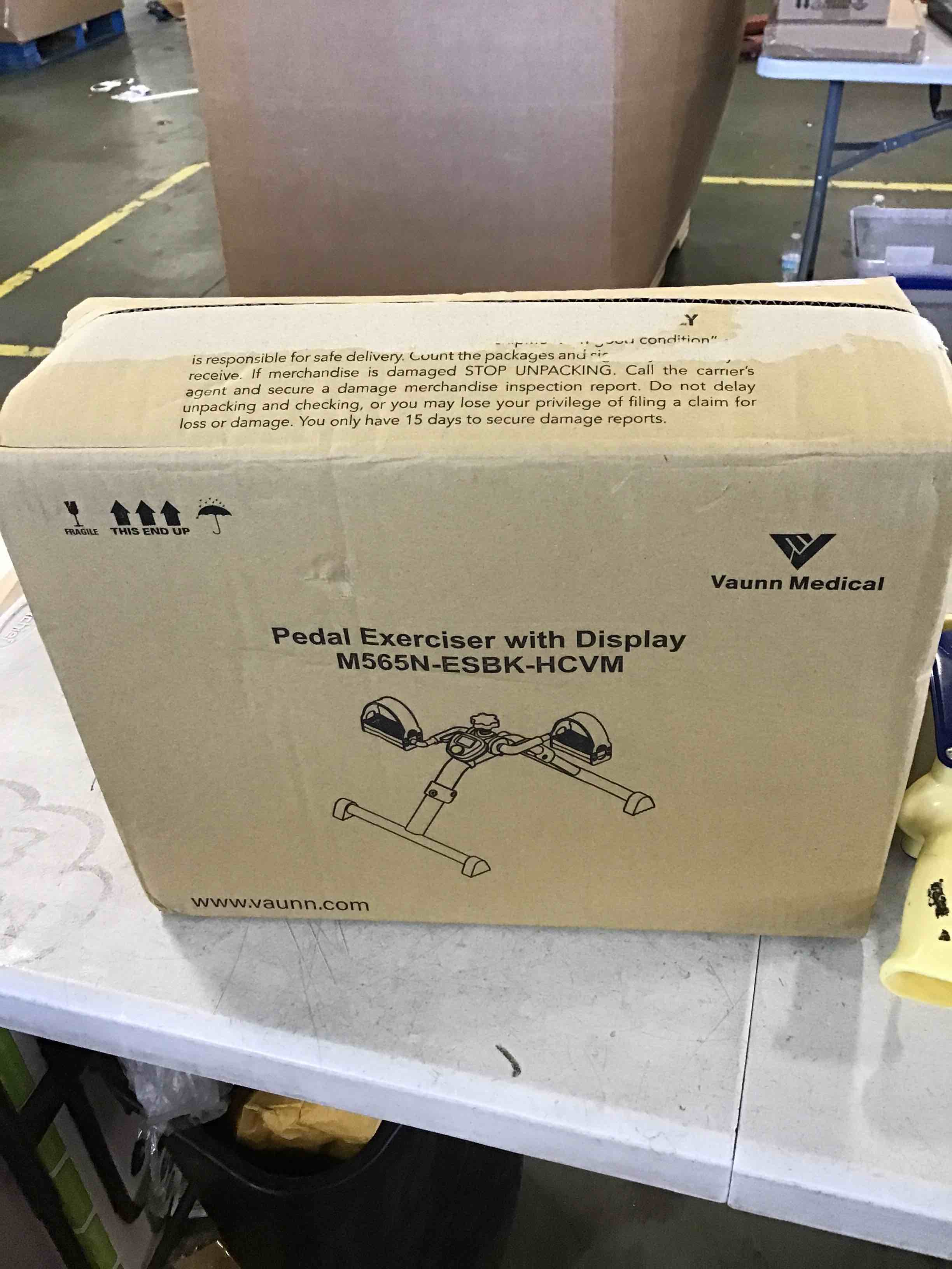https://s3.amazonaws.com/lotting-images-prod/bidfta/BLU6295701_1715361590752.jpeg