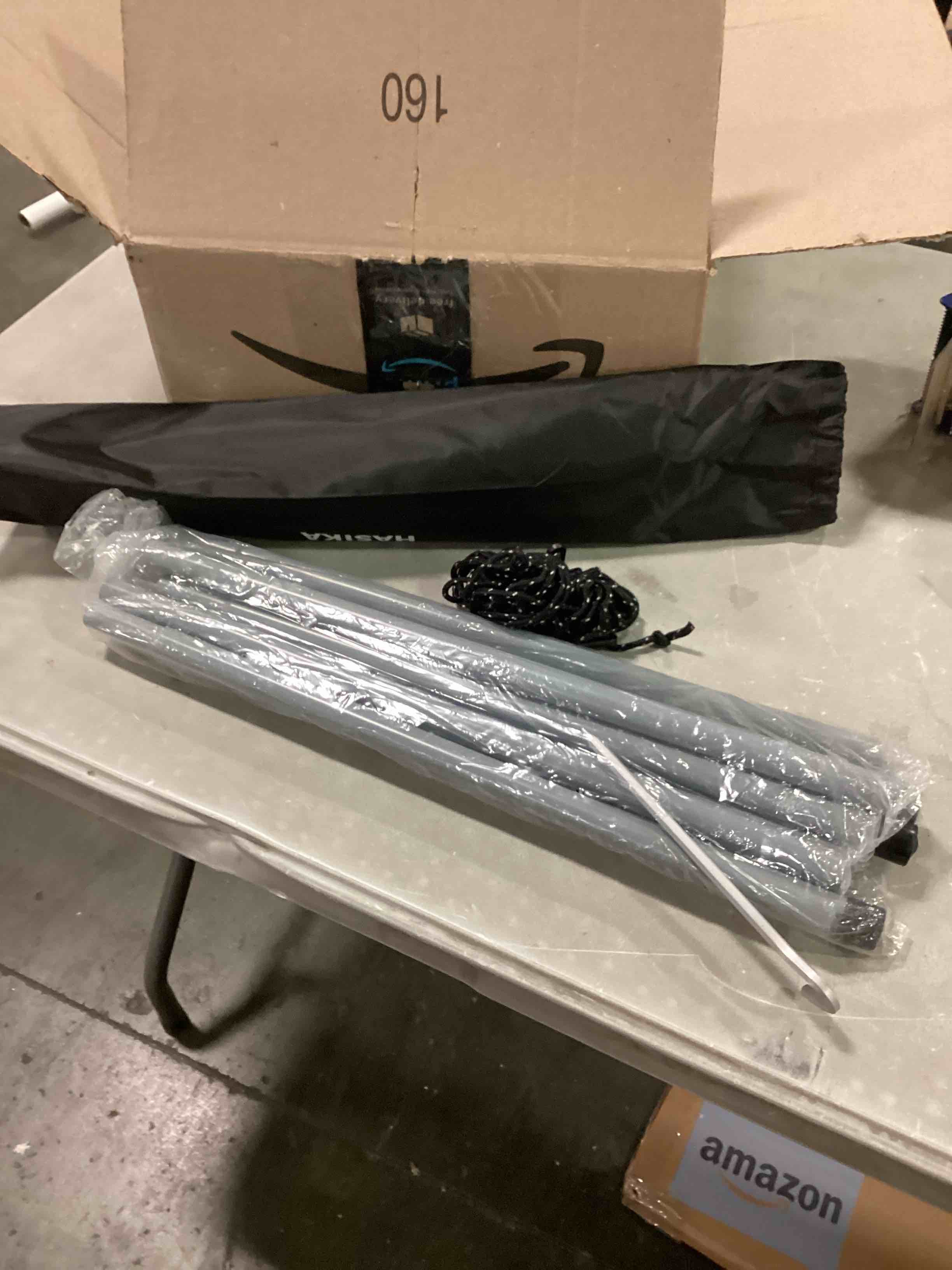 https://s3.amazonaws.com/lotting-images-prod/bidfta/BLU6296121_1712752408954.jpeg