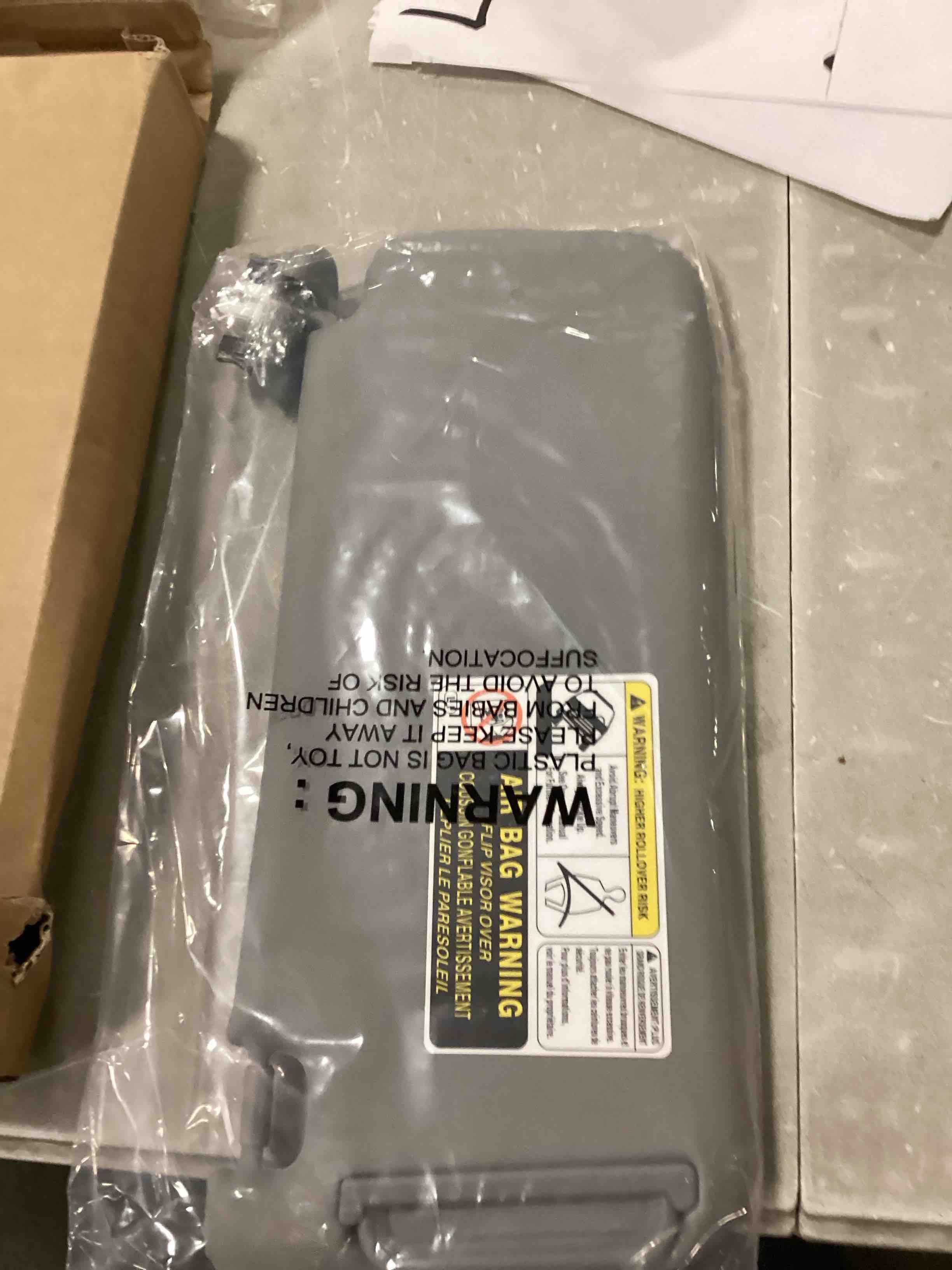 https://s3.amazonaws.com/lotting-images-prod/bidfta/BLU6296307_1712924722225.jpeg