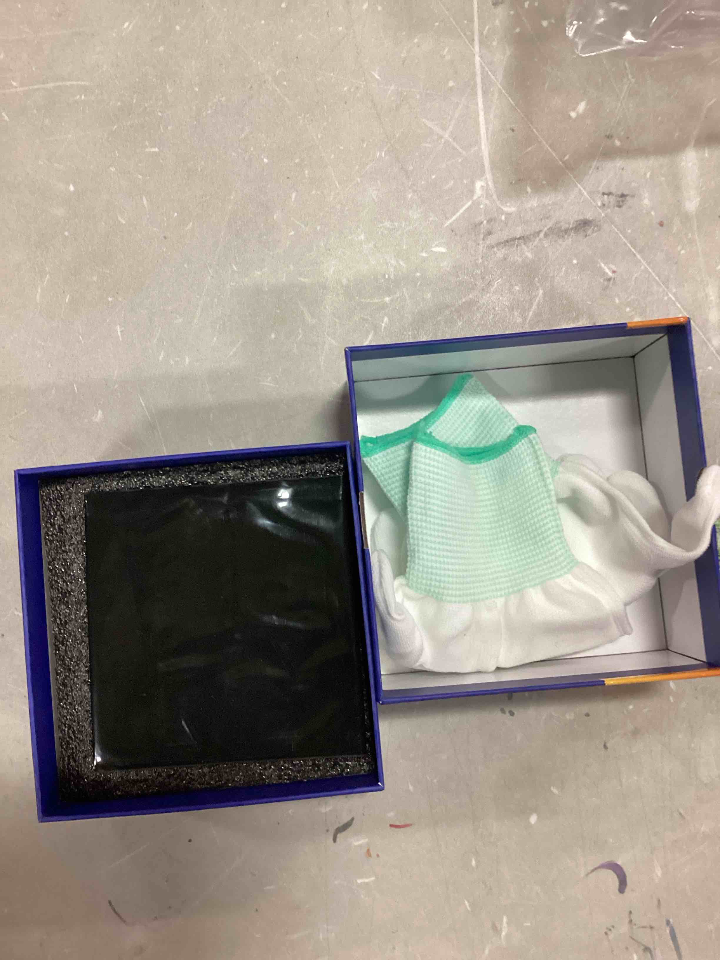 https://s3.amazonaws.com/lotting-images-prod/bidfta/BLU6296829_1713538425298.jpeg