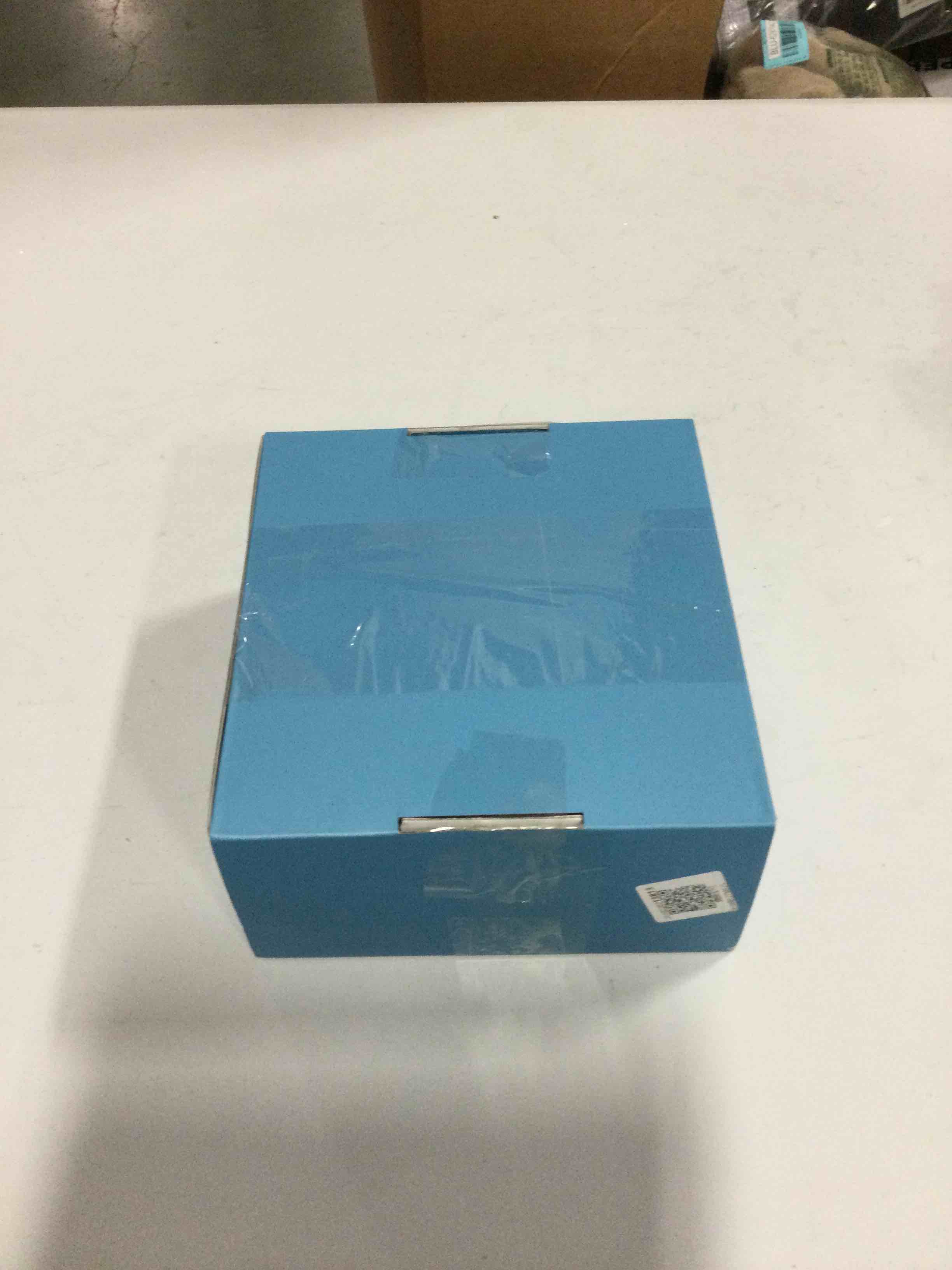 https://s3.amazonaws.com/lotting-images-prod/bidfta/BLU6297043_1713873941255.jpeg